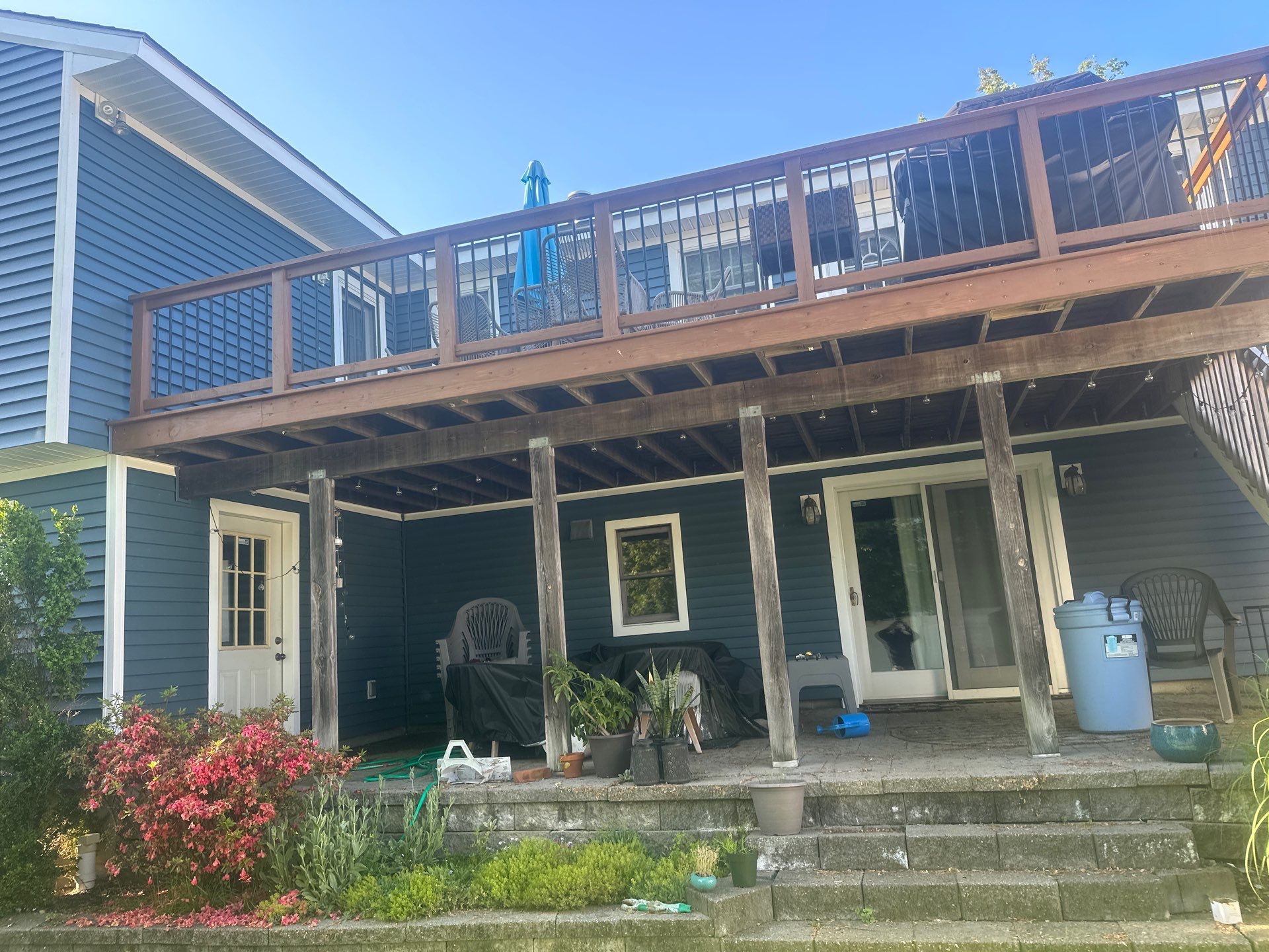 Siding Installation using Certainteed Cedar Impressions Straight Edge Perfection Shingles - D7 - Pacific Blue by A Plus Exterior