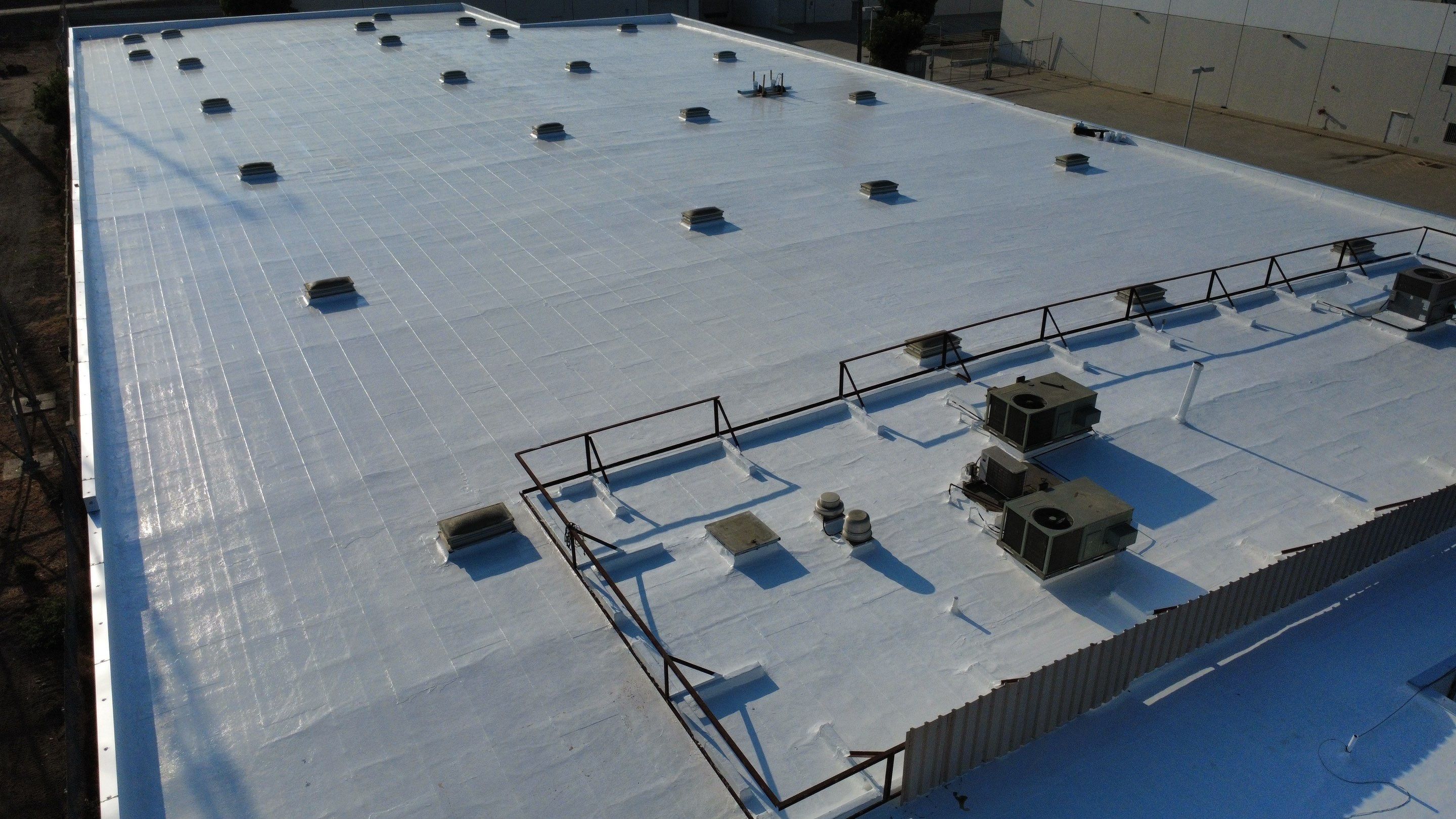 40,000 sqft Warehouse in Long Beach by Hull Brothers Roofing