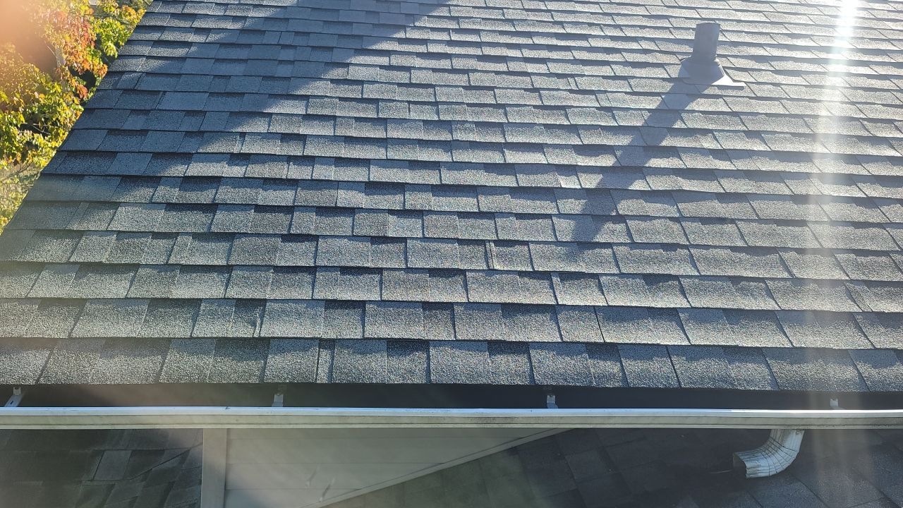 CERTAINTEED LANDMARK COLOR: COBBLESTONE GREY DRIP EDGE: WHITE by Eagle Eye Roofing