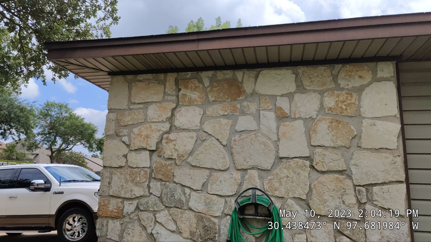 Residential Roofing Installation using Owens Corning Oakridge Onyx Black by DeZign Roofing & Exteriors