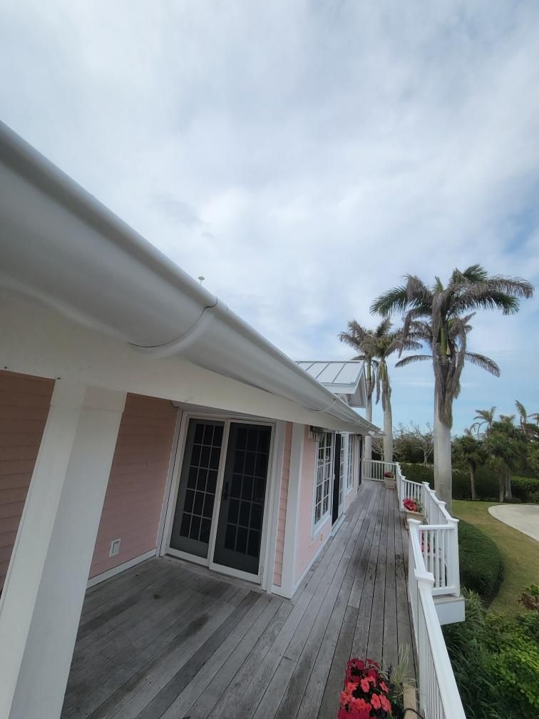 Half-Round Seamless Gutters in Boca Grande FL by Gutter Professors