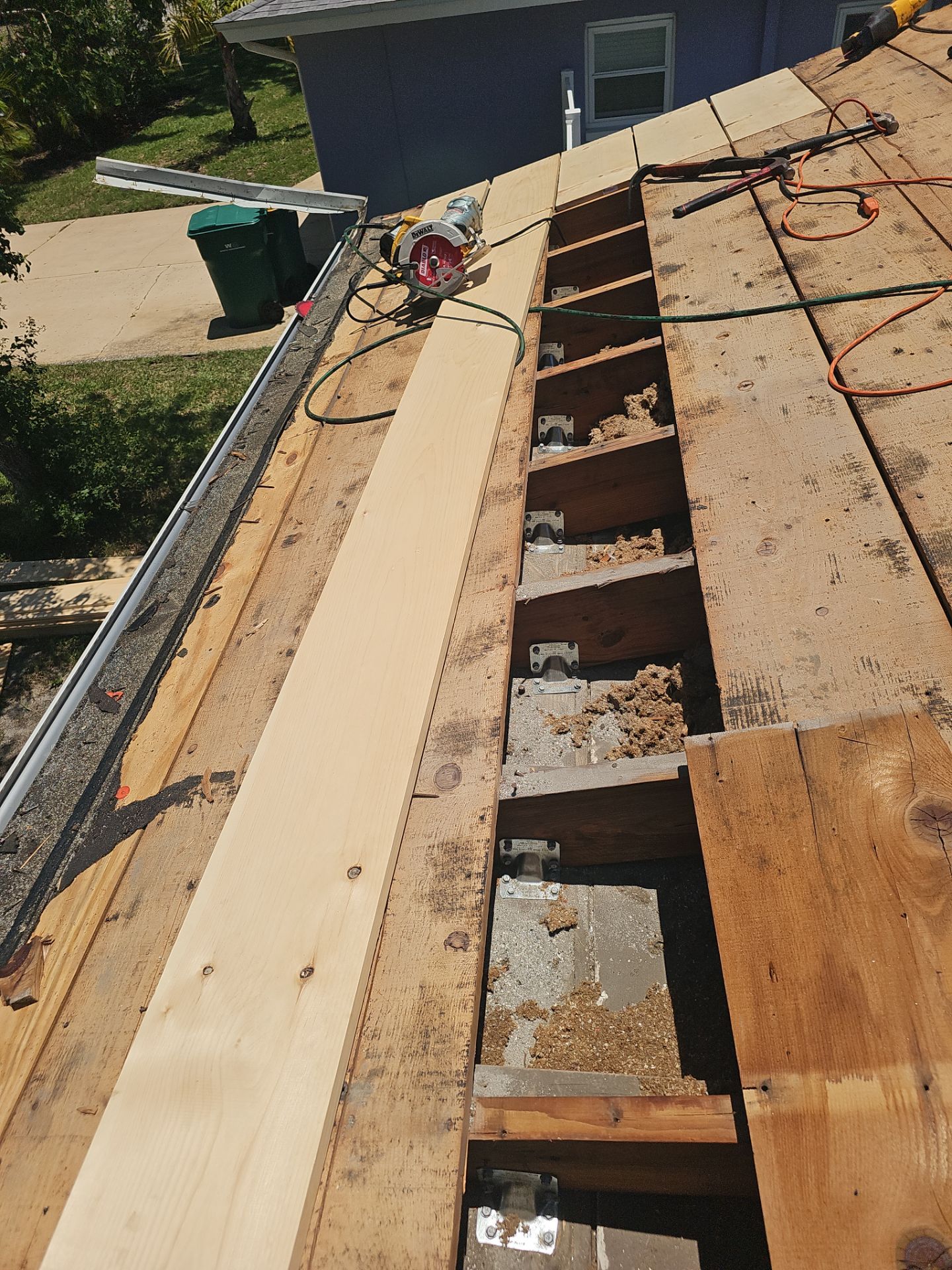 Project in Largo 33774 by Mitchell Roofing Company LLC 