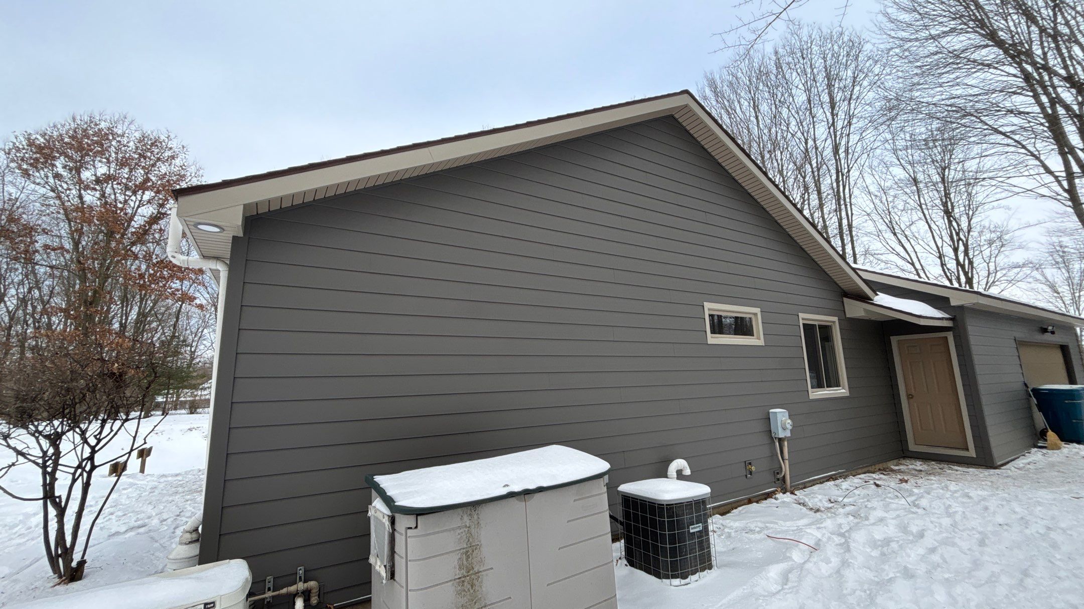 Siding Replacement using Alside S7 Cedar Mill Grain Composite by 180 Contractors