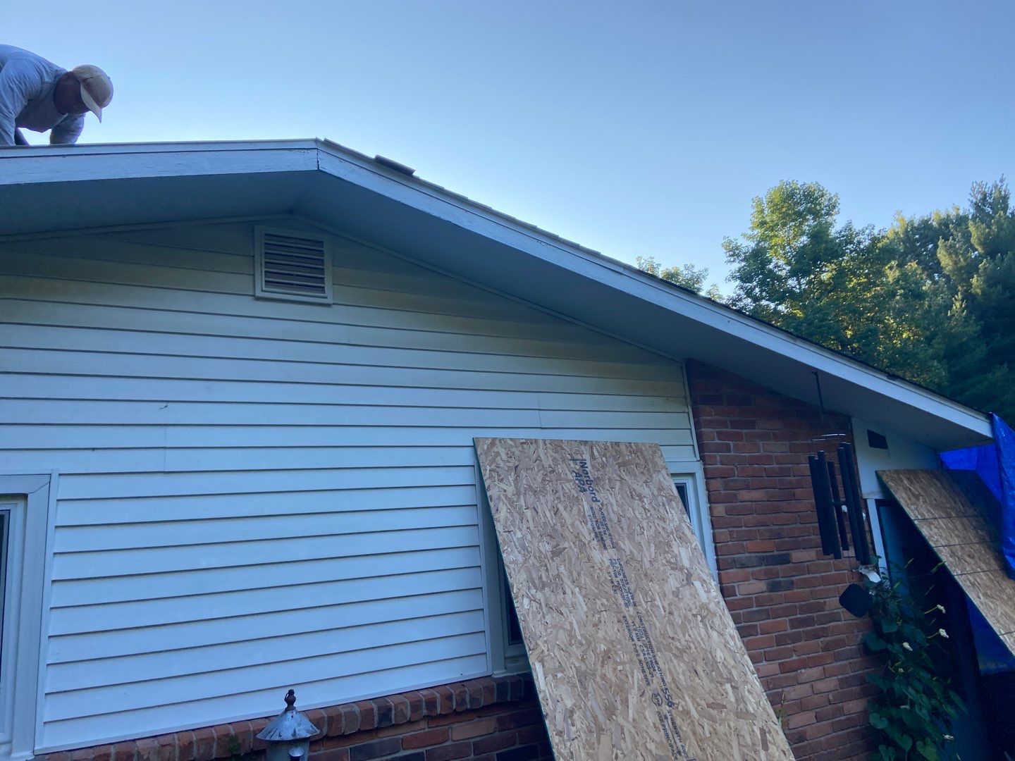Roof Replacement using CertainTeed Landmark by 180 Contractors