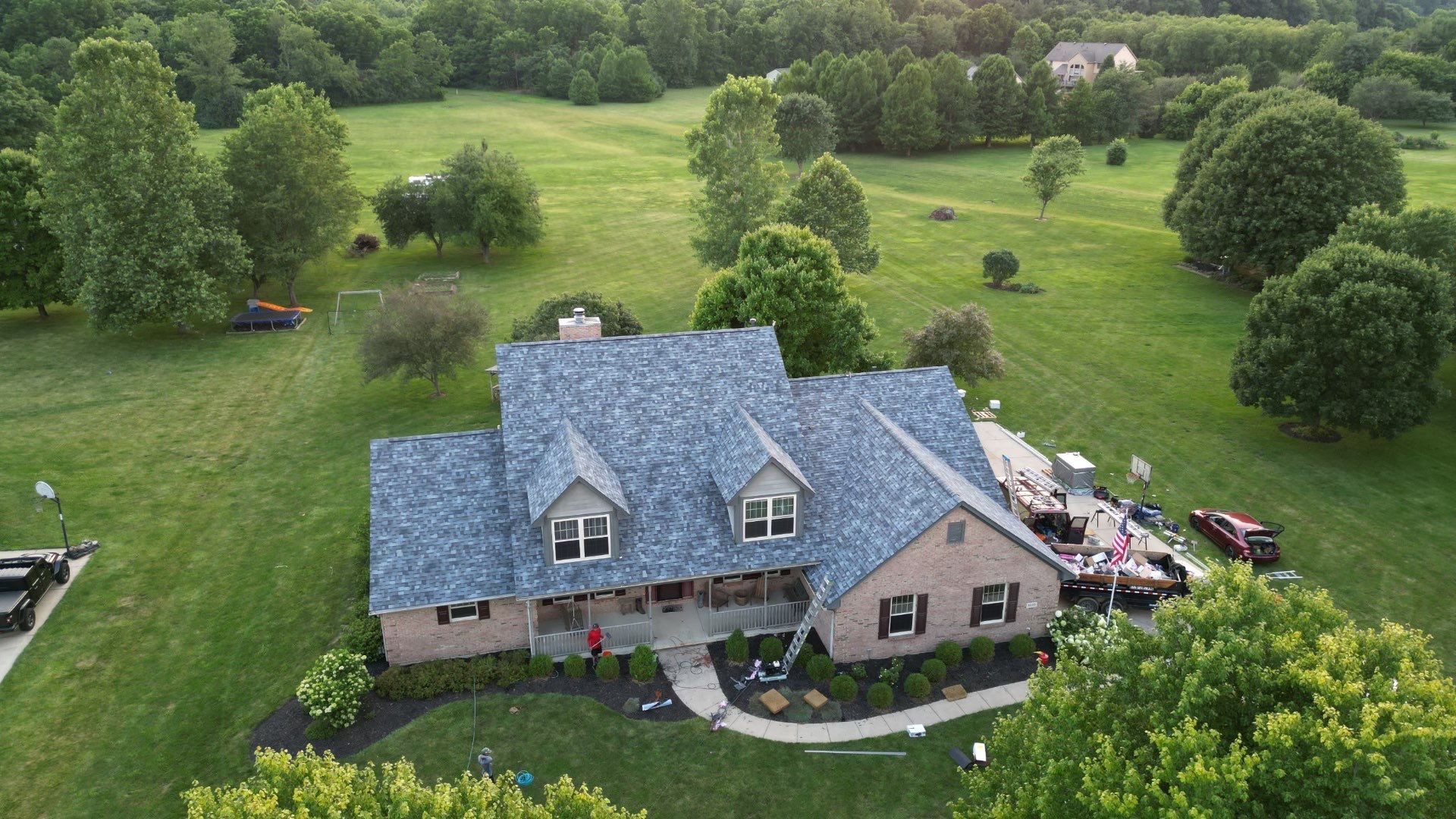 Owens Corning® Pacific Wave Duration® Shingles by WIW Enterprises Inc