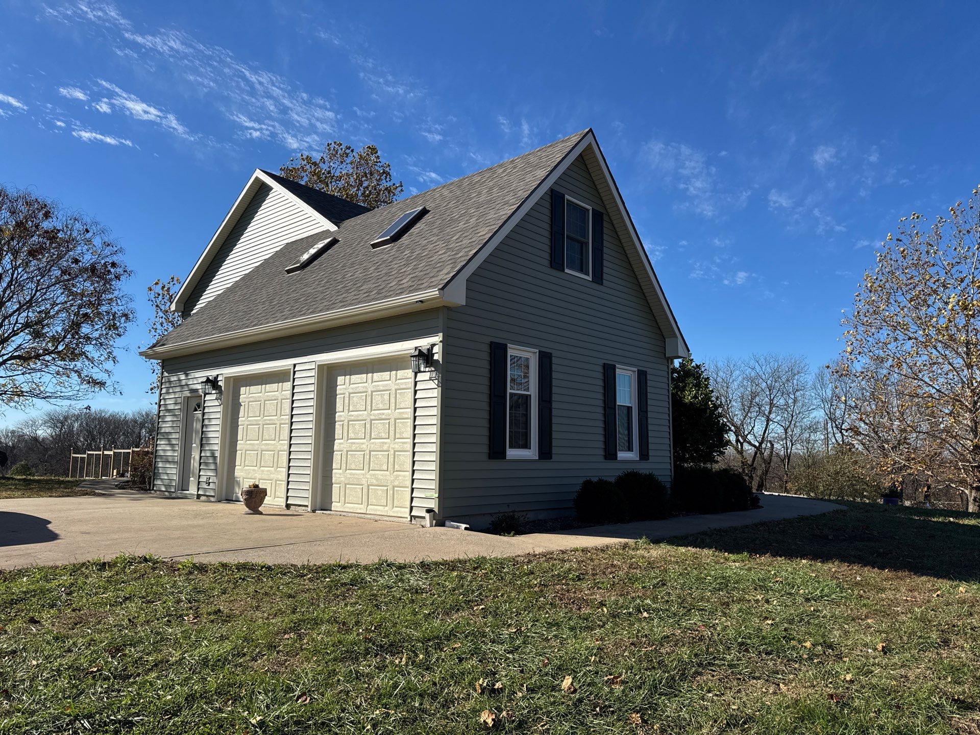 Comprehensive Residential Roof and Siding Replacement in Smithville Missouri by EEC Windows, Siding & Roofing