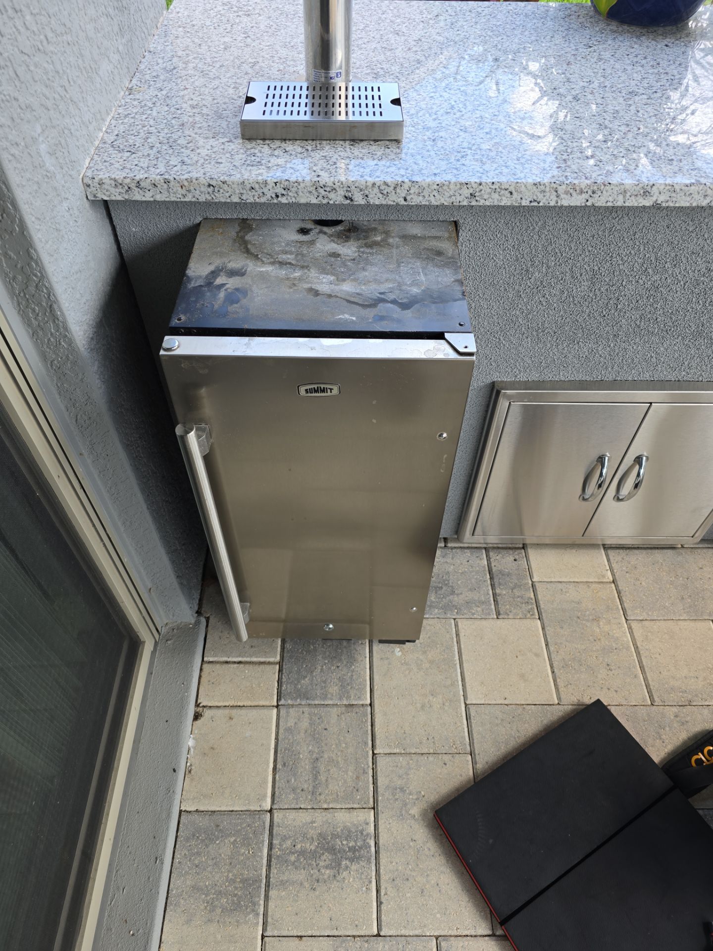 Summit Appliance Kegerator by AMB-WORKS APPLIANCE REPAIR