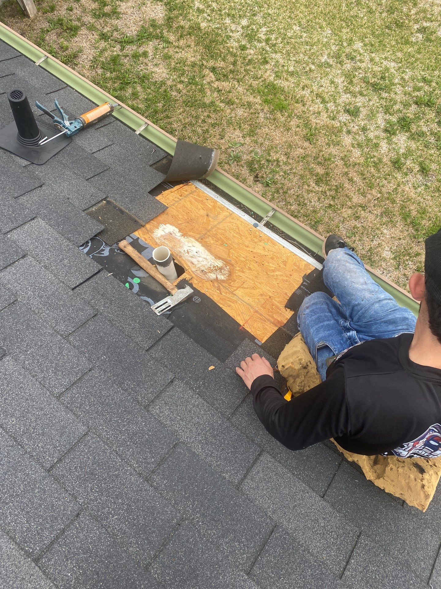 Residential Roofing Repair using Owen's Corning Duration (Lifetime) Shingles by Roof Repair Company