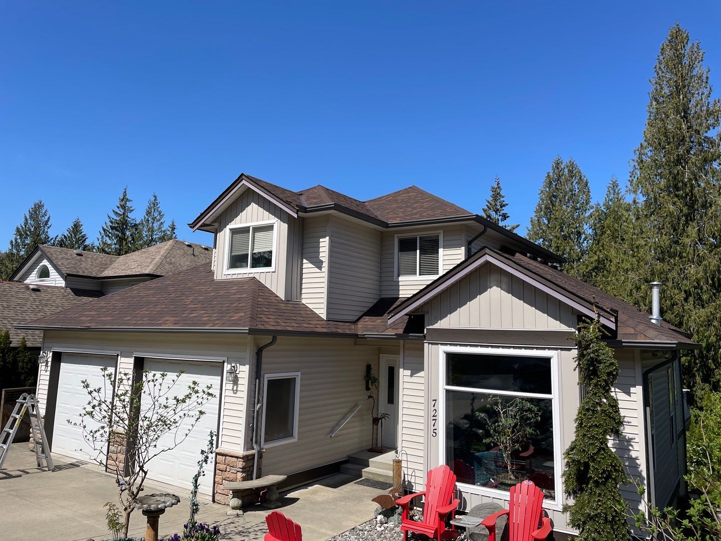 Residential Roofing Installation using OC Oakridge shingles by Top Notch Roofing Inc