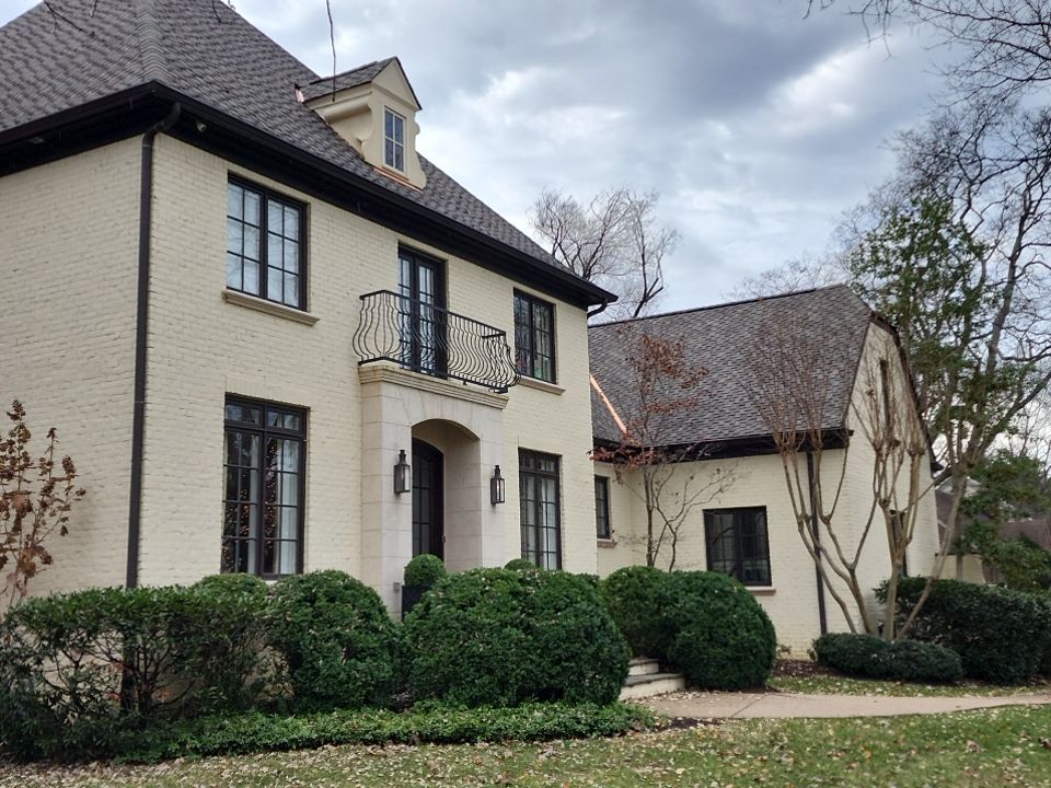 Presidential Shake Install by Paragon Roofing