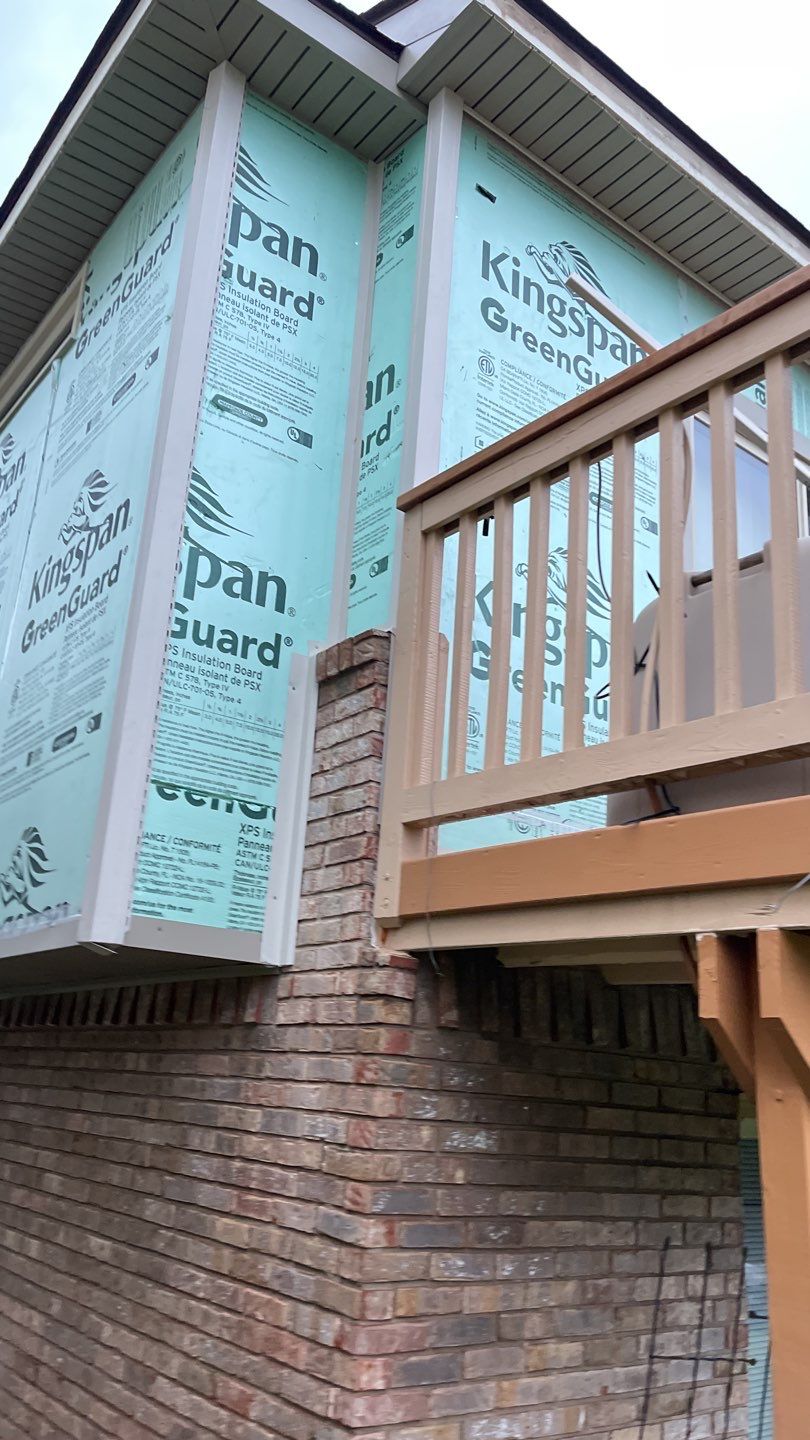Siding Replacement using CertainTeed Restoration Classic D5 by 180 Contractors