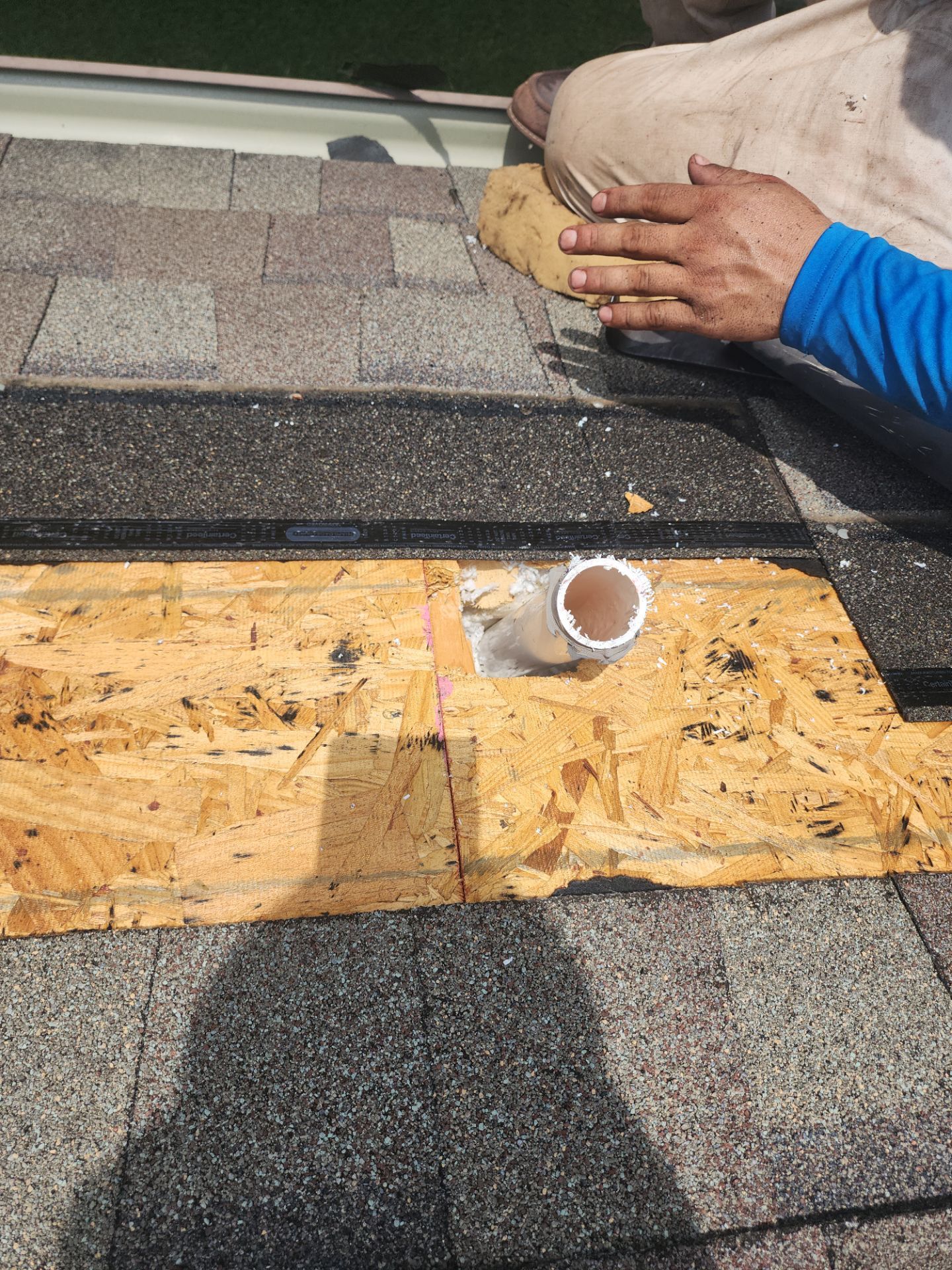 Hail Damage using Owen's Corning Duration (Lifetime) Shingles by Roof Repair Company
