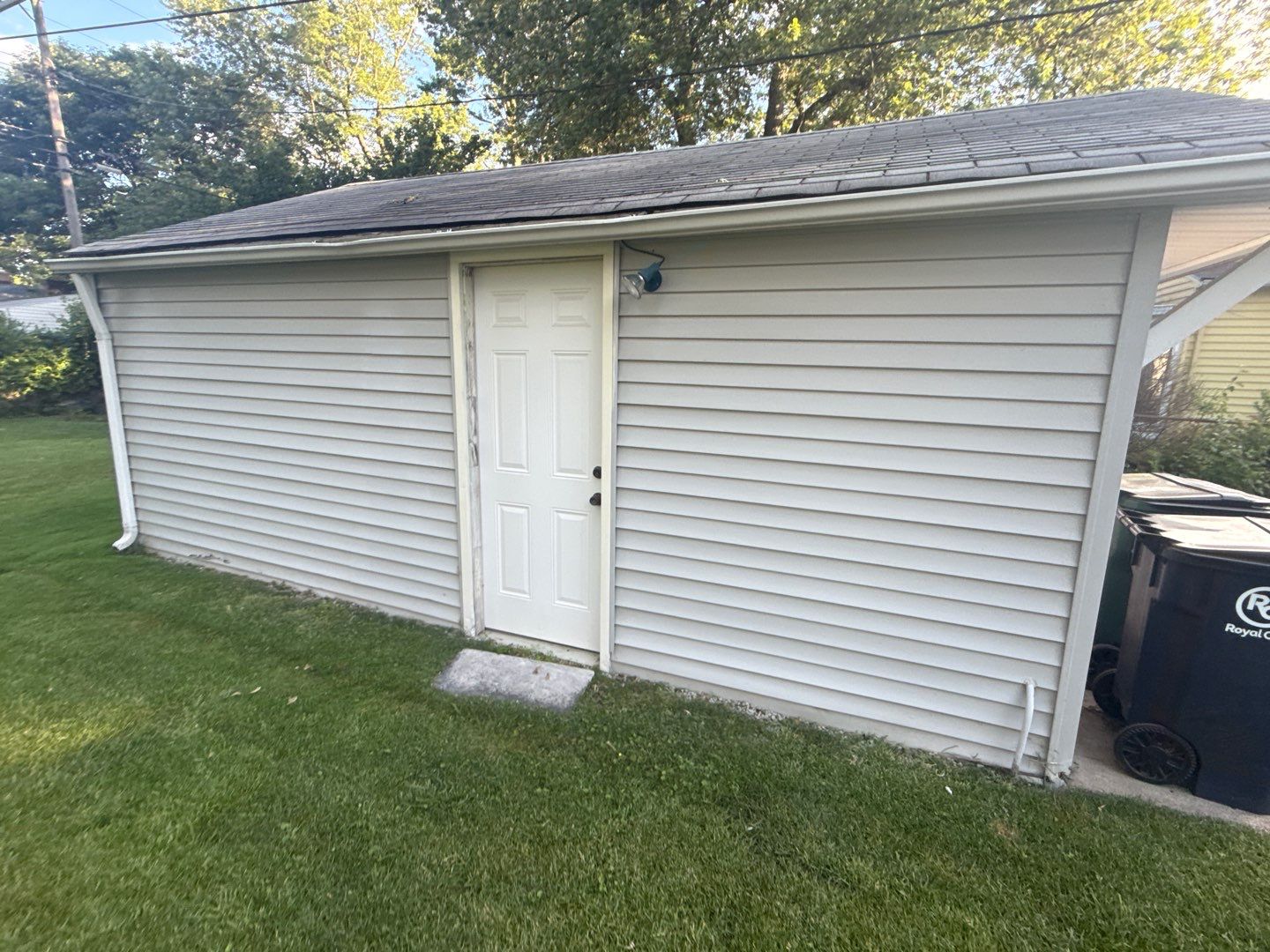 Roof Replacement using Owens Corning Tru Definitions by 180 Contractors