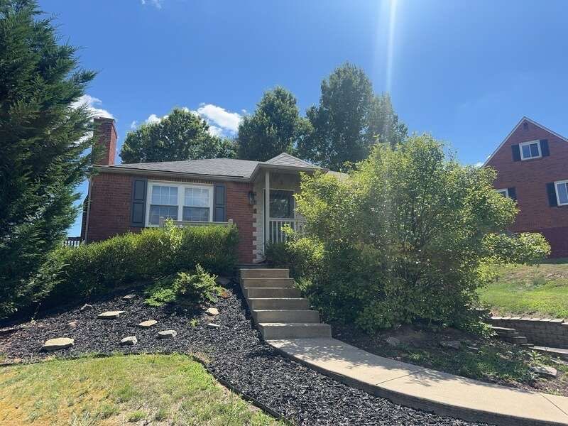 2 tone Composite Re-Deck with Vinyl Railings in Pittsburgh by Cousins Roofing Siding & Decks