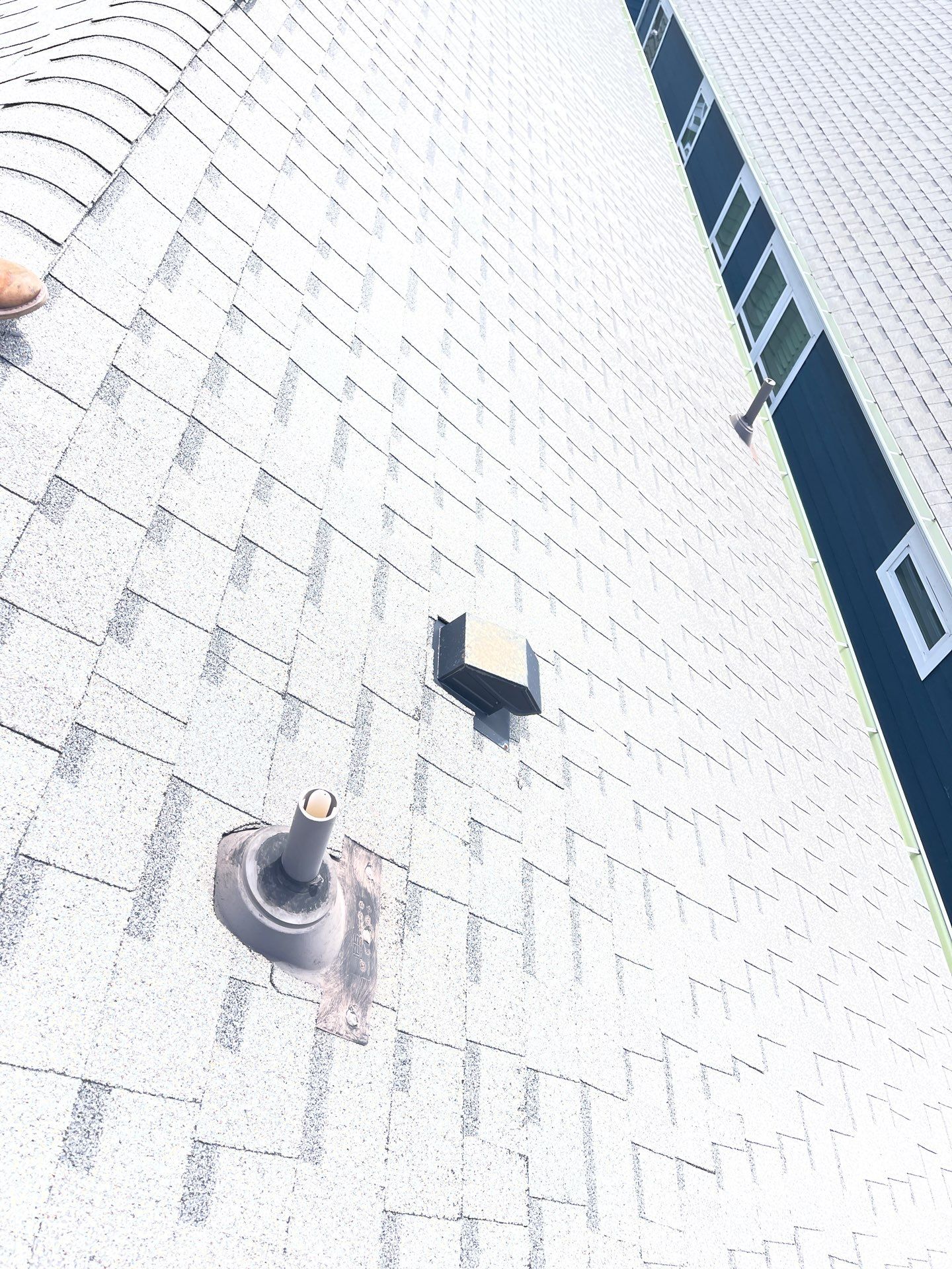 Hail Damage using Owen's Corning Duration (Lifetime) Shingles by Roof Repair Company