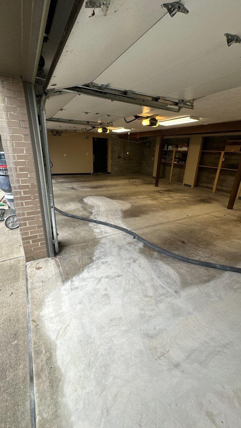 Creekbed Garage Project in Swissvale by Floors in a Day, Inc