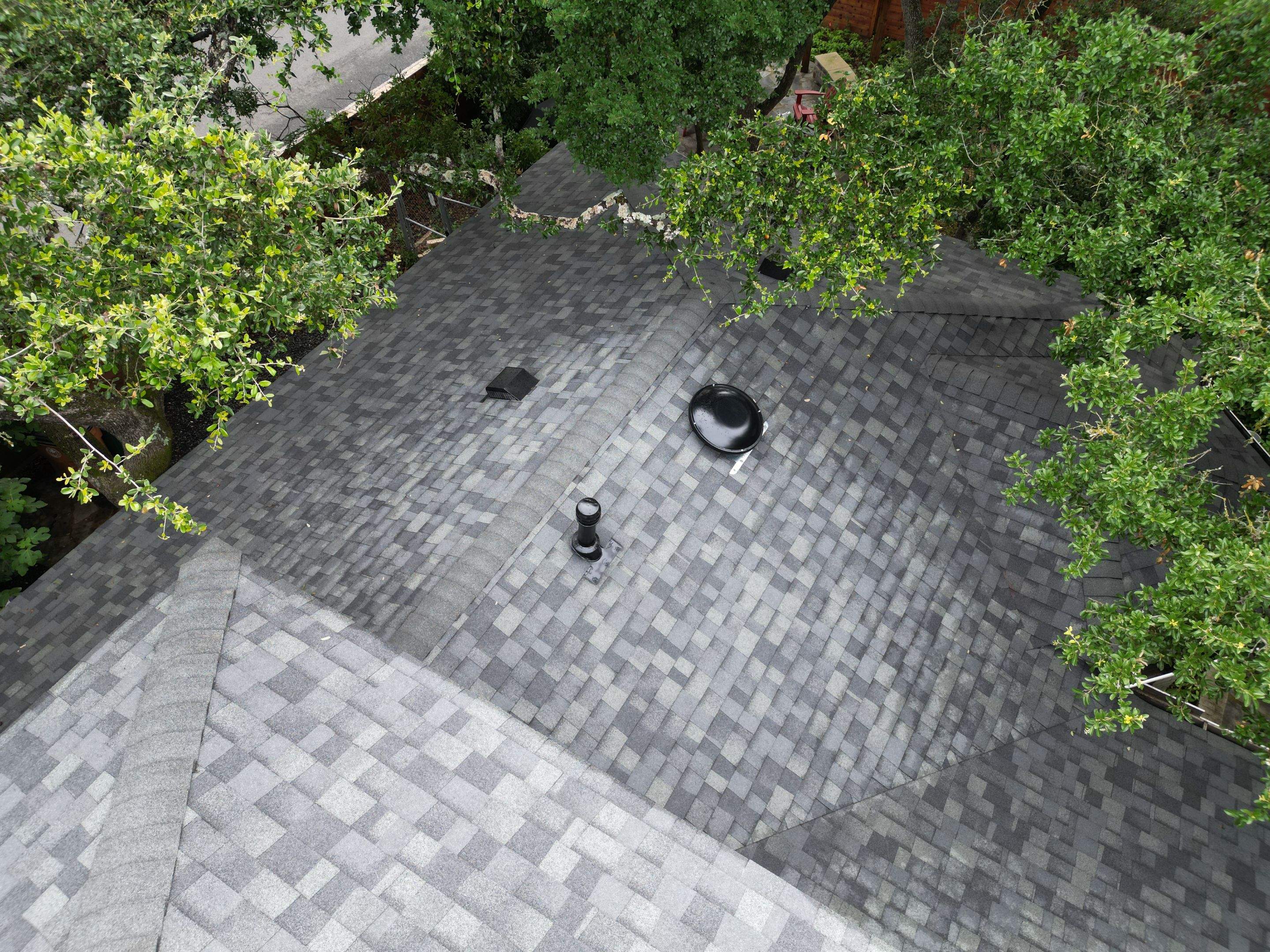 Estate Gray - Owens Corning TruDefinition Duration by RoofsOnly.com