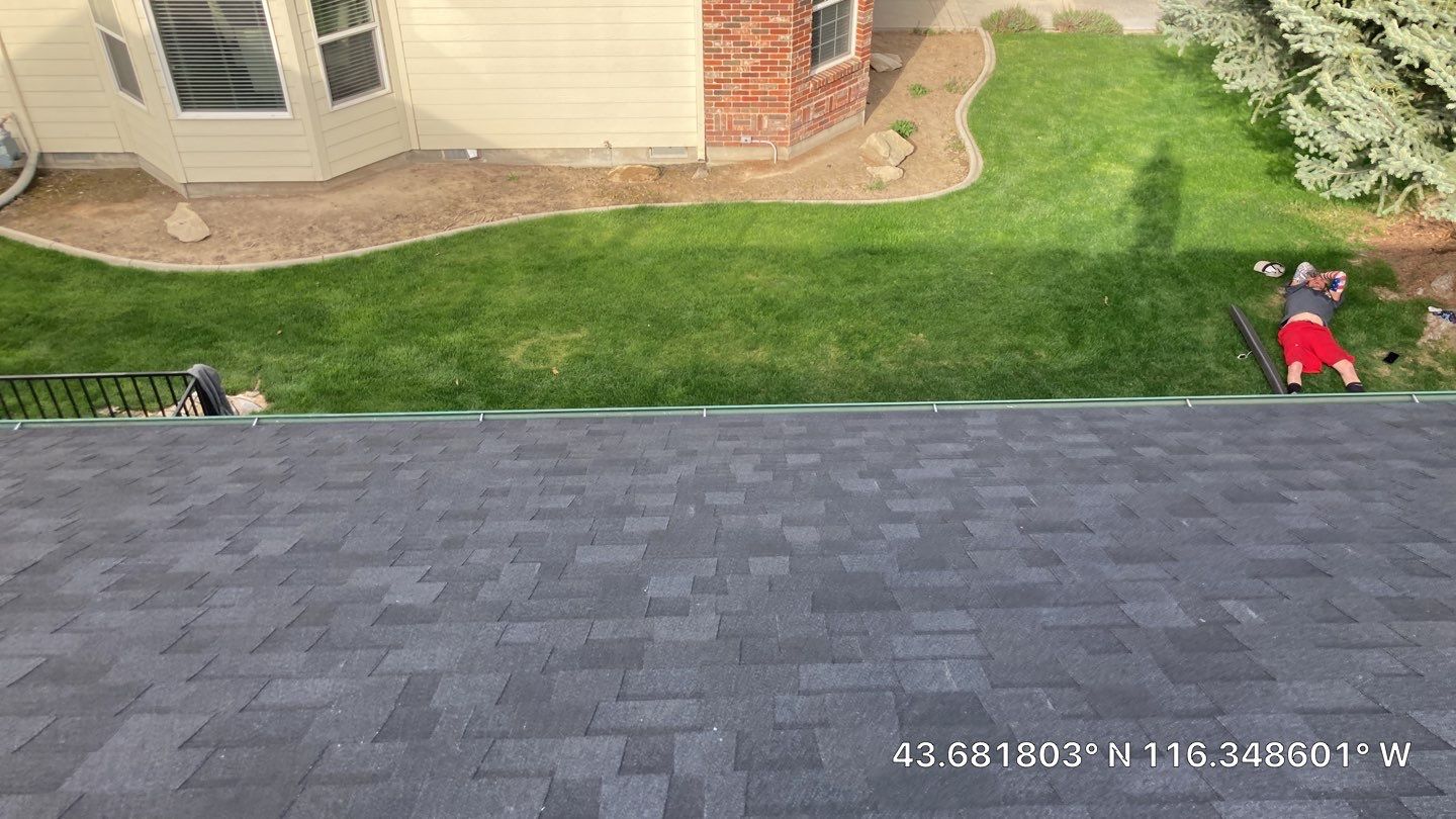 Eagle Idaho Single Level Residential Roofing Installation using Owens Corning by ID Roofing LLC