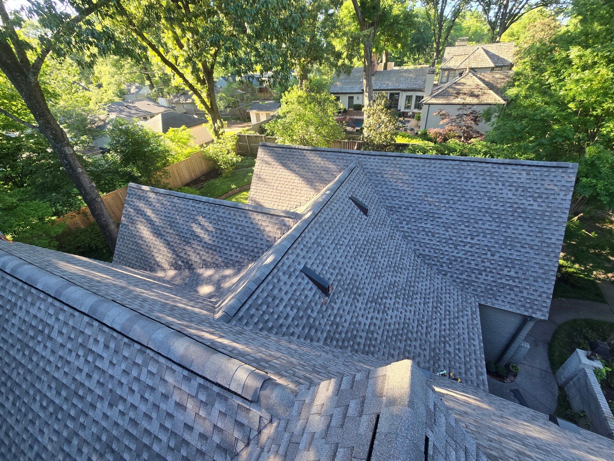 GAF Timberline HDZ Roof Replacement and Exterior Wood Repairs in Memphis by Revival Roofing Services
