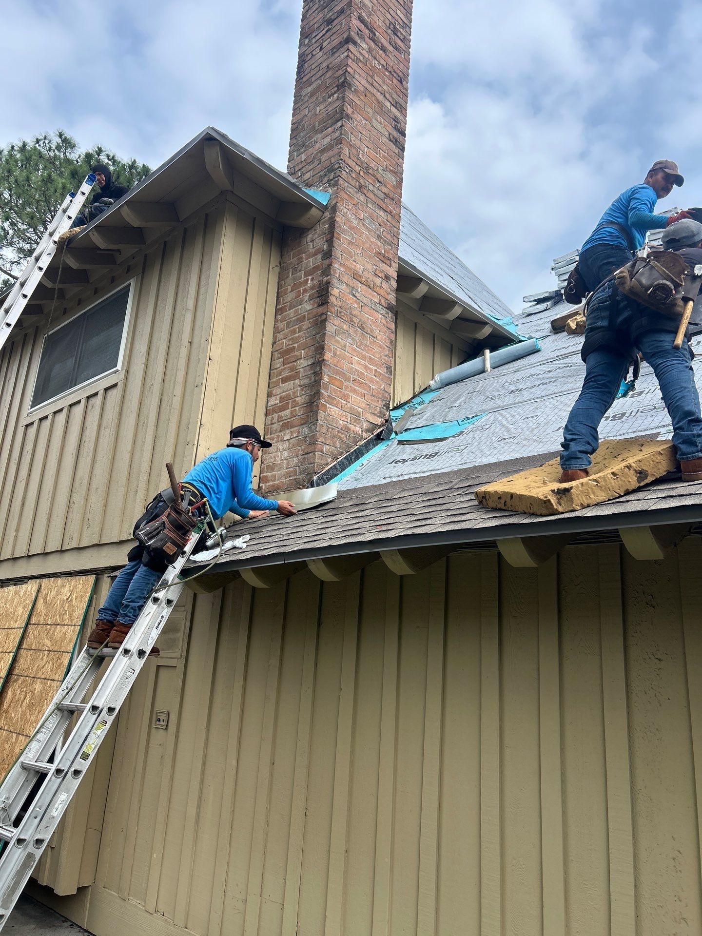 Roof Replacement in Houston TX by Roof Repair Company