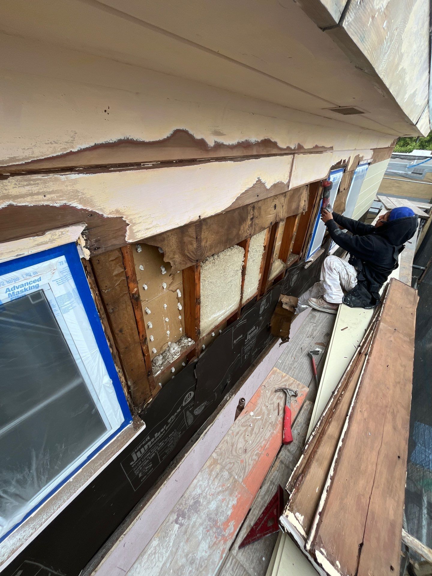 Exterior Painting using Sherwin-Williams  by Herrera’s Bay Area Painting inc.