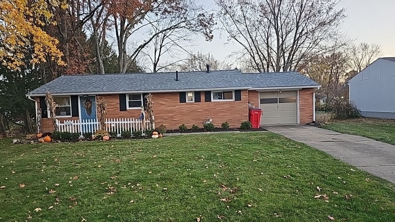 ATLAS PINNACLE COLOR: COASTAL GRANITE DRIP EDGE: BLACK by Eagle Eye Roofing