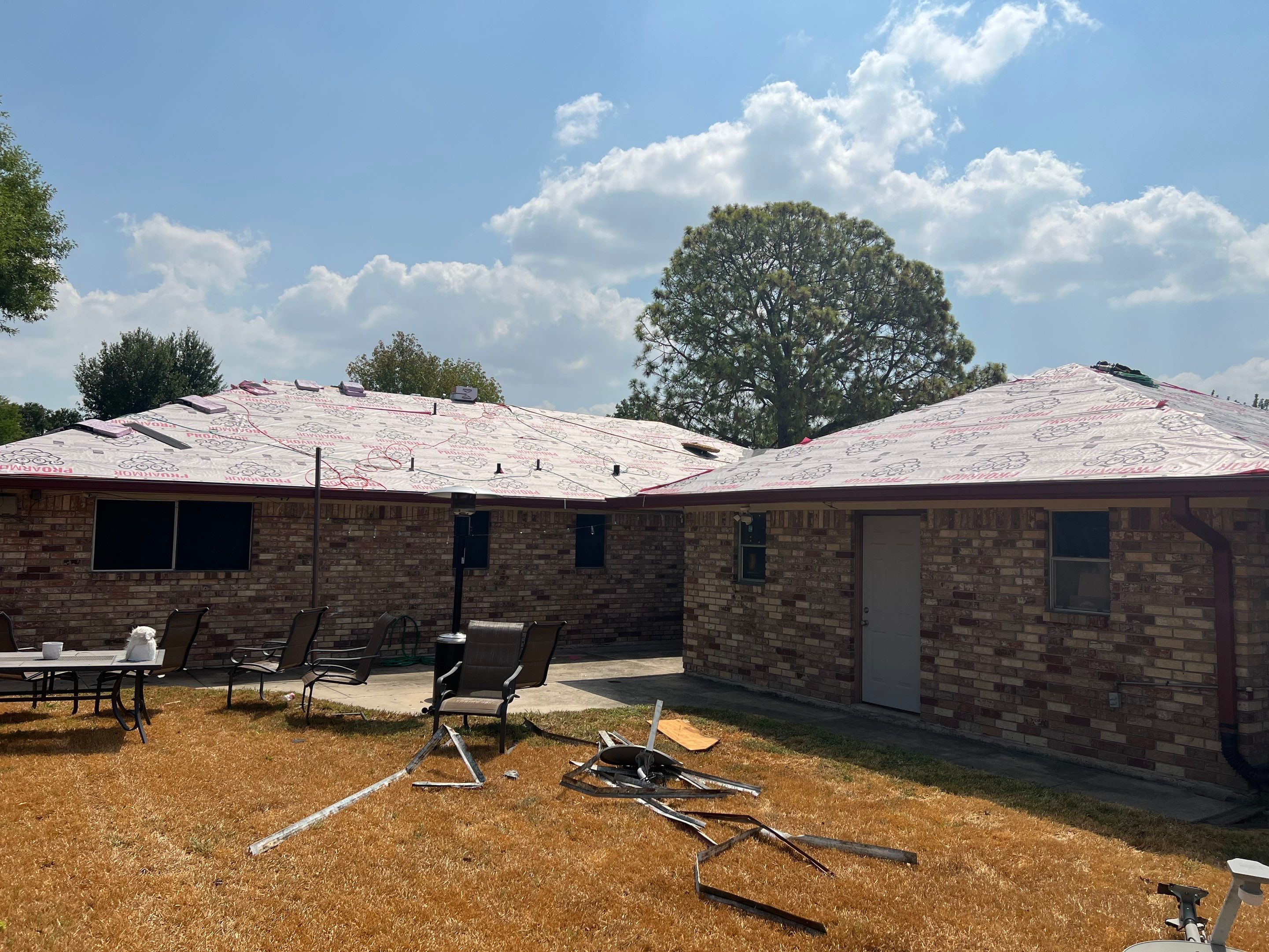 Residential Roofing Installation using Owen's Corning Duration (Lifetime) Shingles by Roof Repair Company