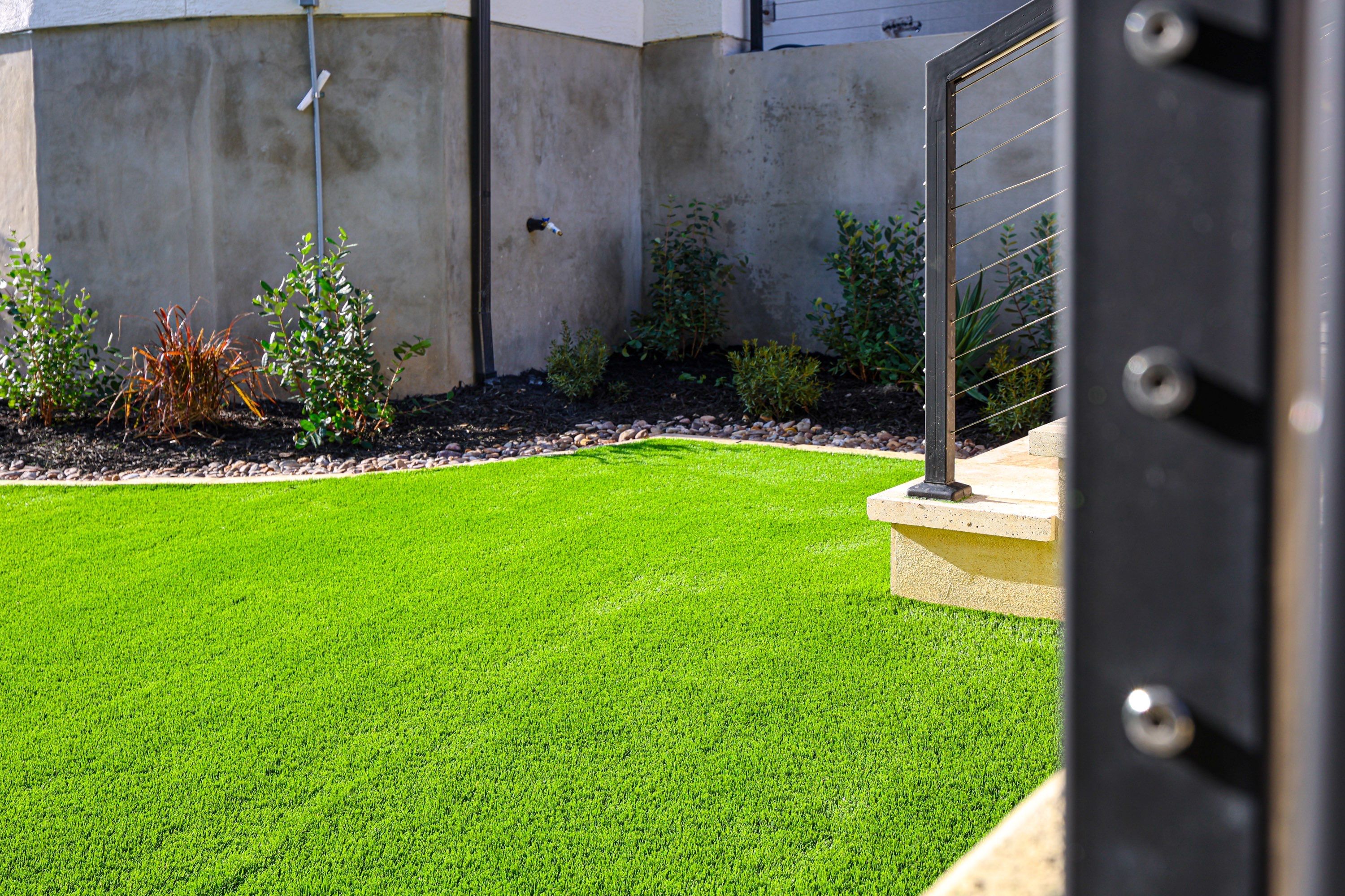 Shavano Highlands, San Antonio Tx. by Hole In One Lawns, LLC