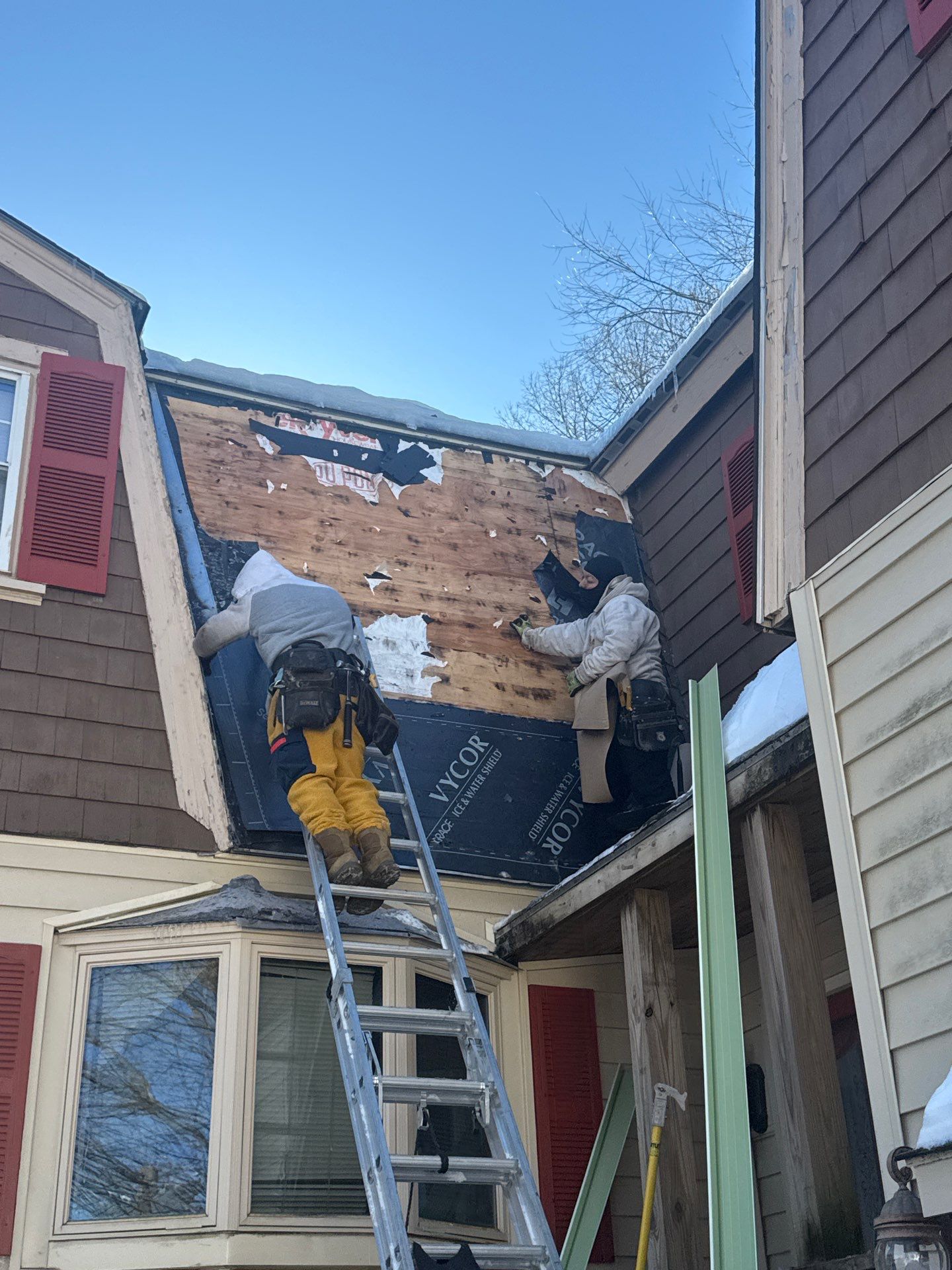 Ice Dam Removal in Haverhill, MA by Mighty Dog Roofing of Greater Middlesex County