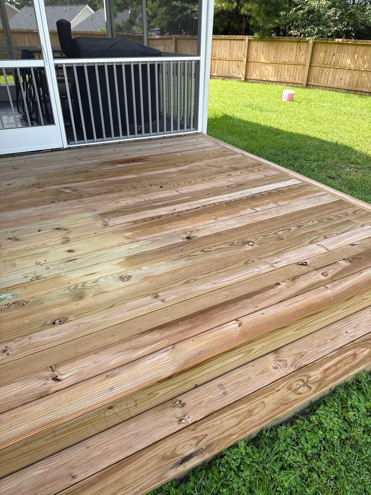 Wood Fence and Wood Deck using Wood Sealant by DuraSeal