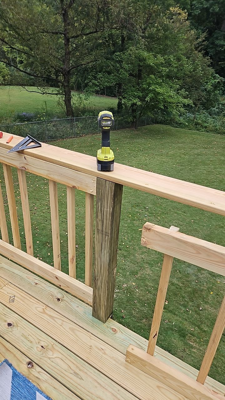 Windsor Blvd - Deck Installation by Pillar and Pine