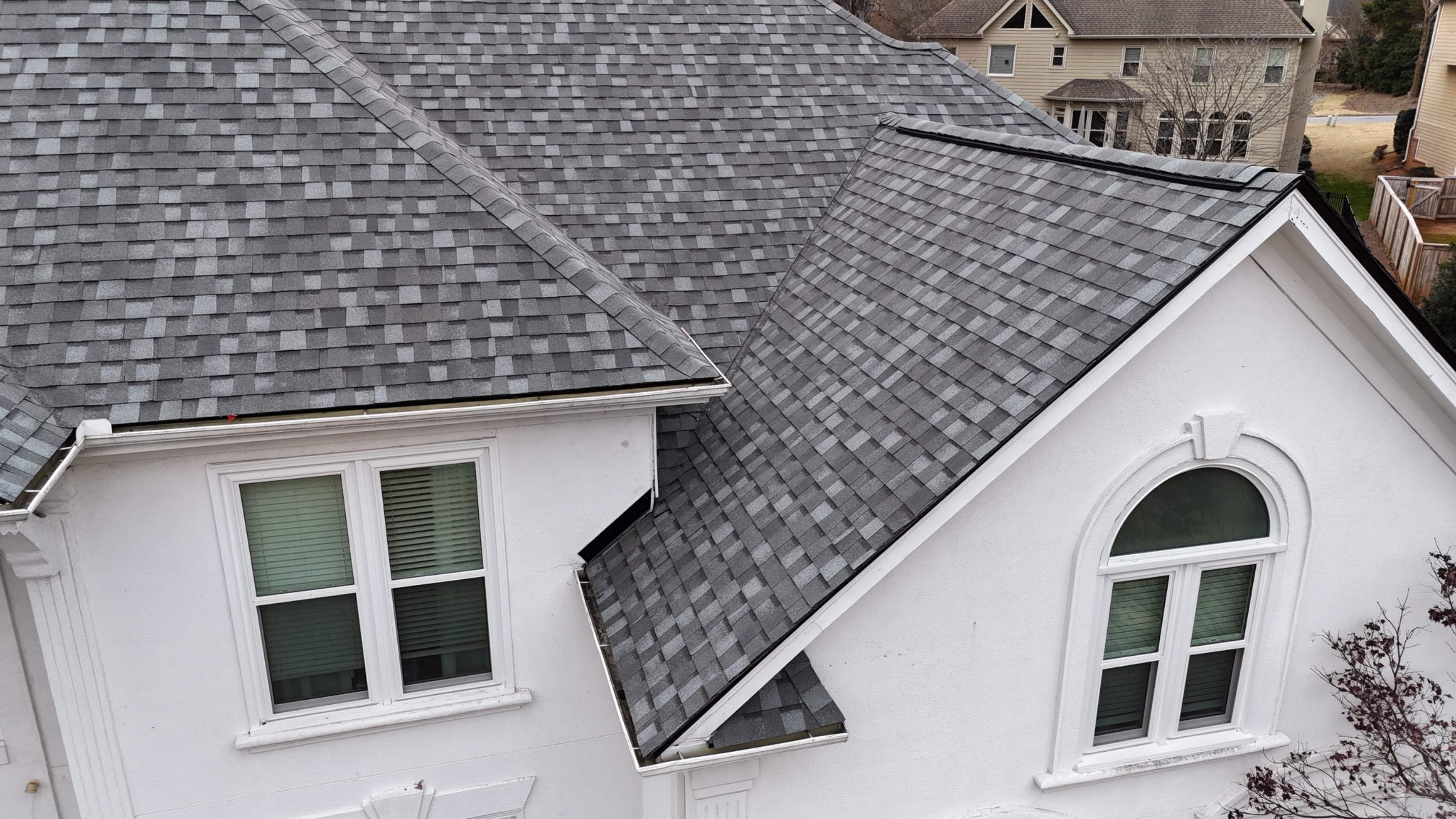 Atlas Pinnacle Pristine - Coastal Granite by Douglas Construction 