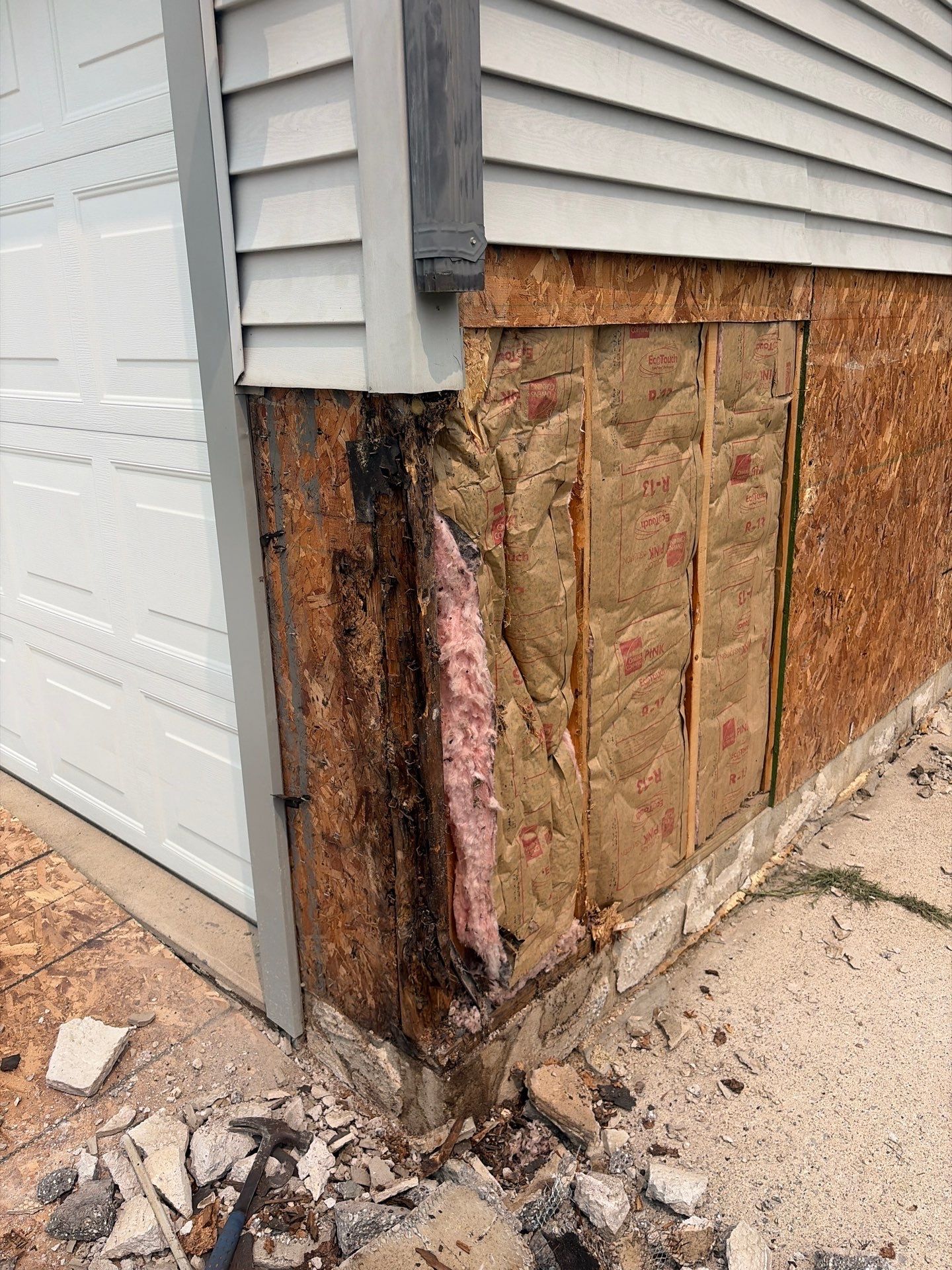 Siding Replacement using Wood Grain by 180 Contractors