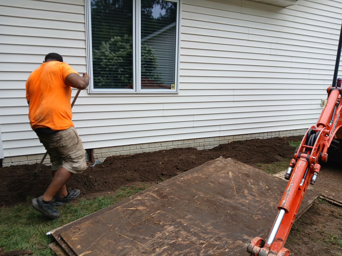 Piering and Concrete Supports by Toledo Basement Repair 