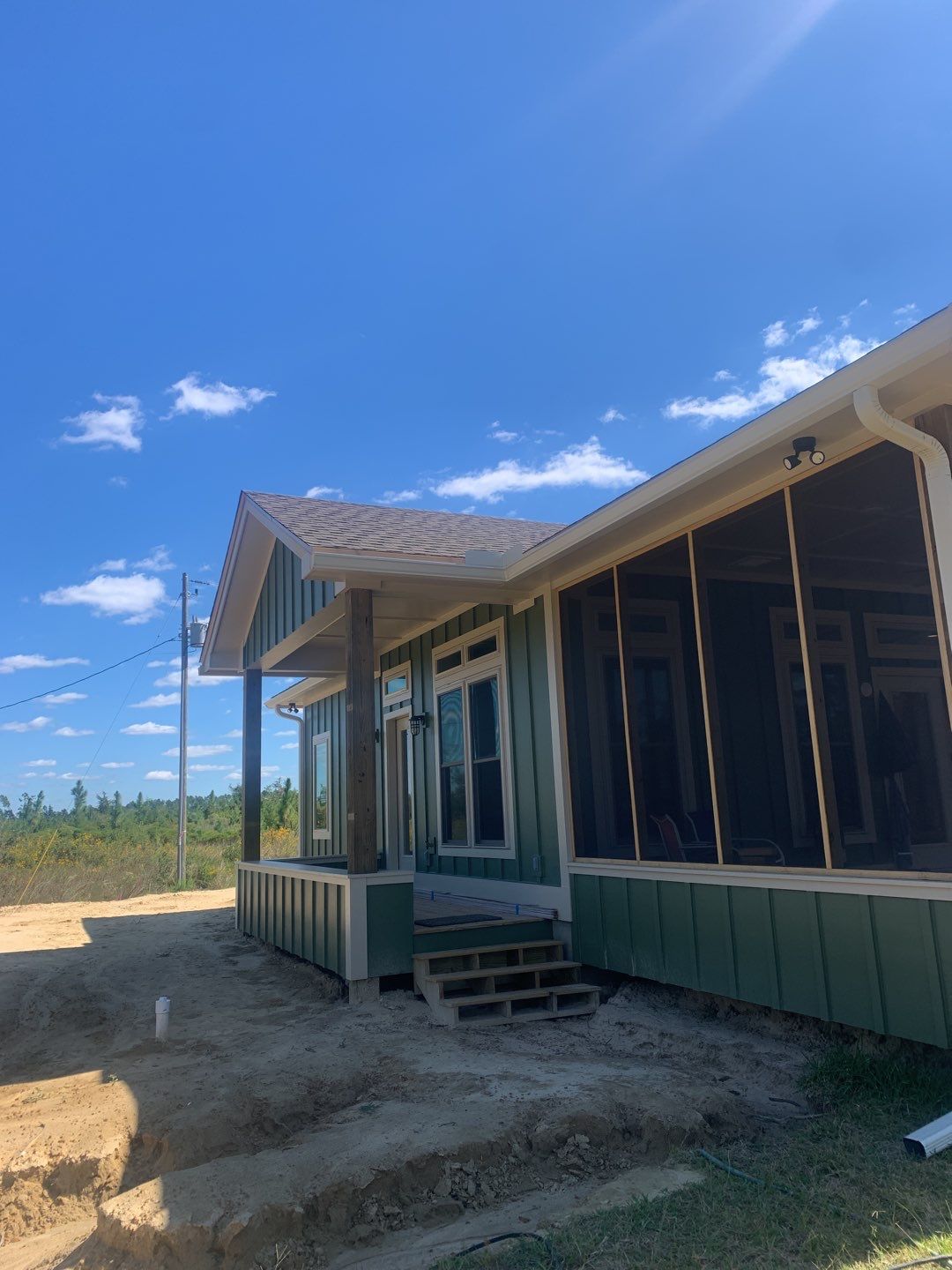 6 Inch Seamless Gutters using K-Style Seamless Gutters in Wewahitchka, FL by Gutter Professors