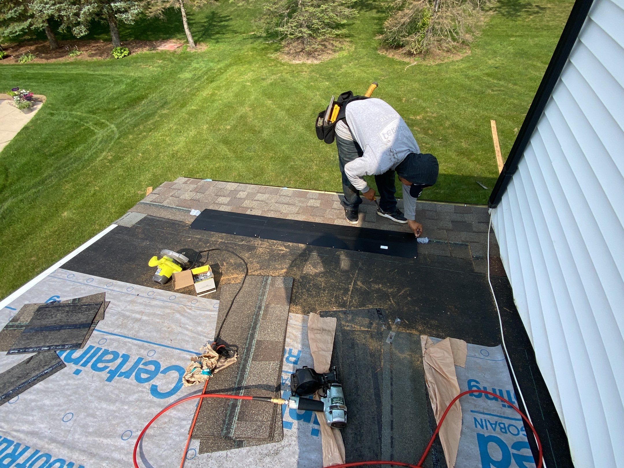 Roof Replacement using CertainTeed Landmark by 180 Contractors