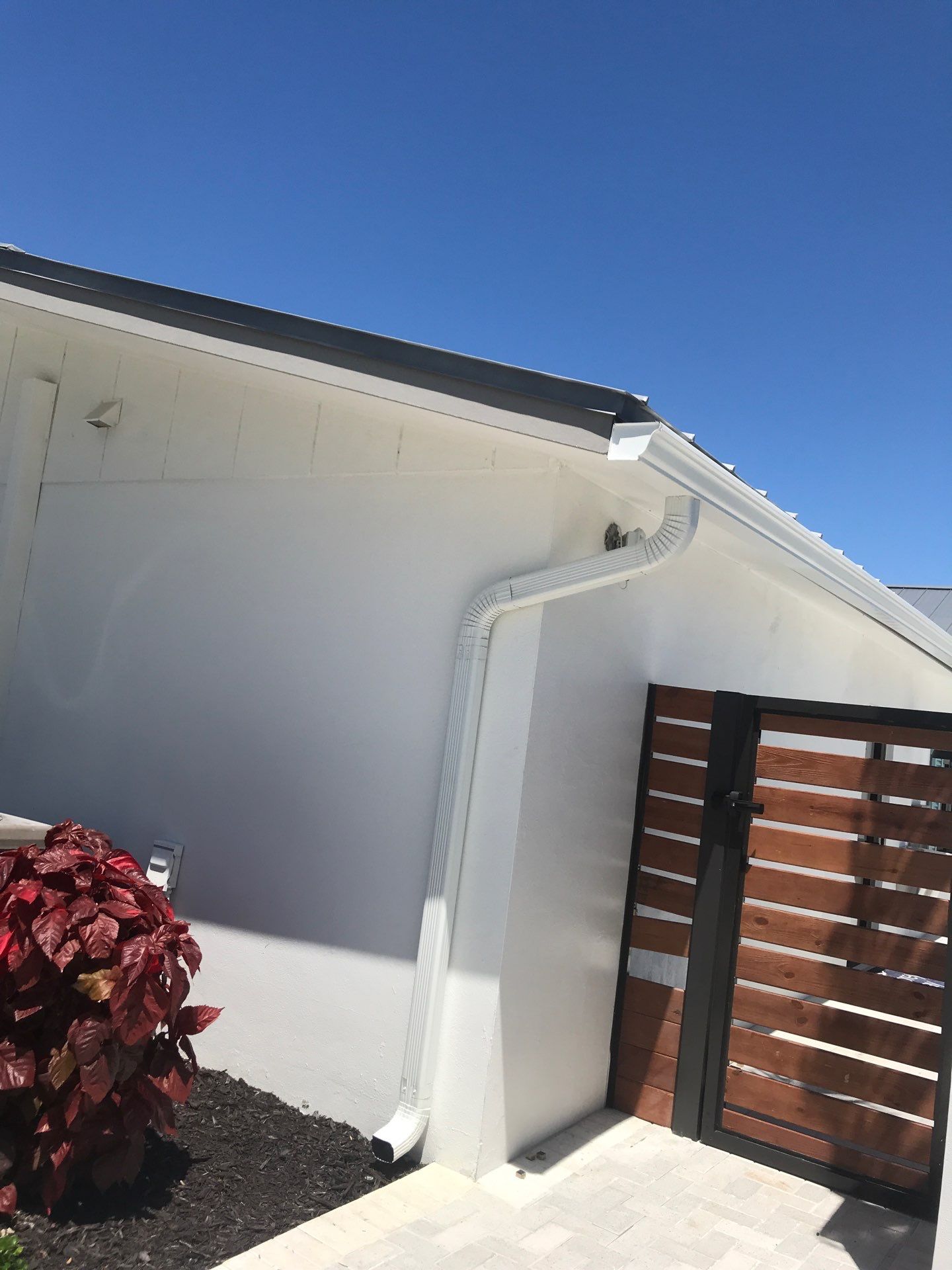 Custom Gutter Design and Installation in Fort Myers FL by Gutter Professor by Gutter Professors