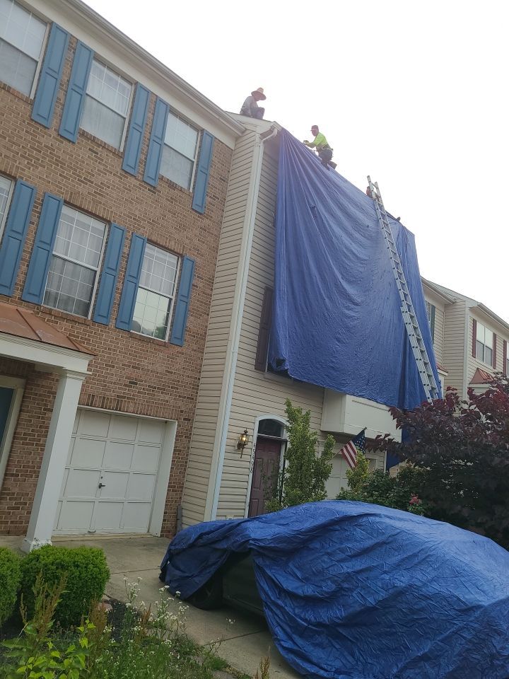 Sterling: CertainTeed Landmark Designer Shingles in Pewter by RM Banning, Inc.