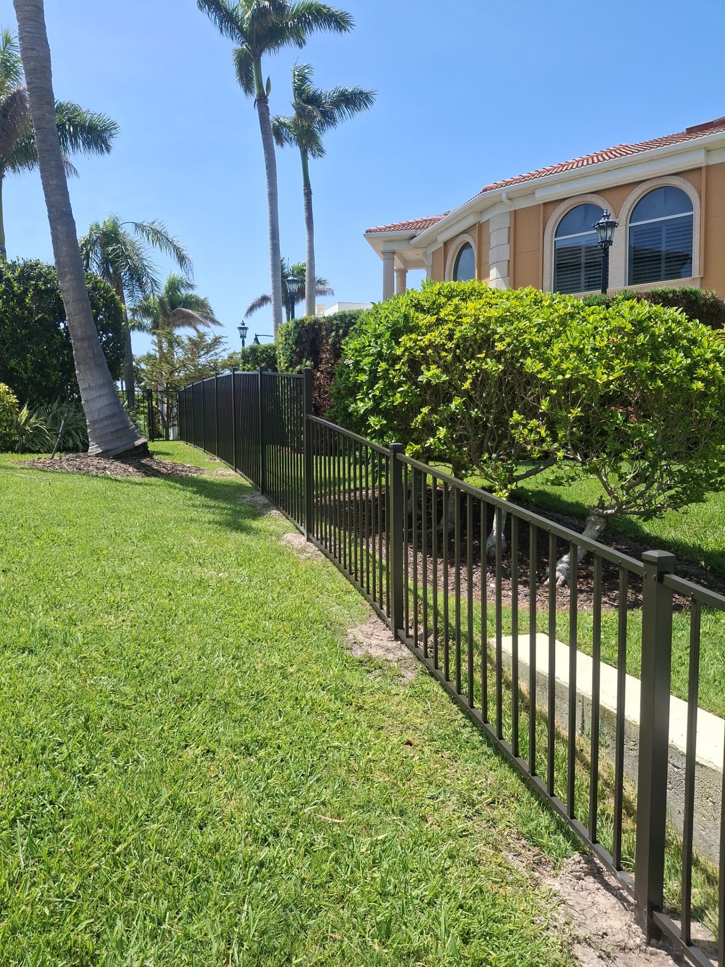 590 Birdie Ln  by H&Y Fence