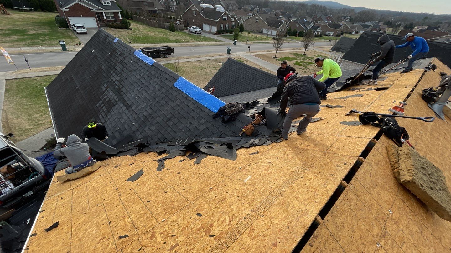 Residential Roofing Installation using Owens Corning Roofing System by Undersun Roofing 