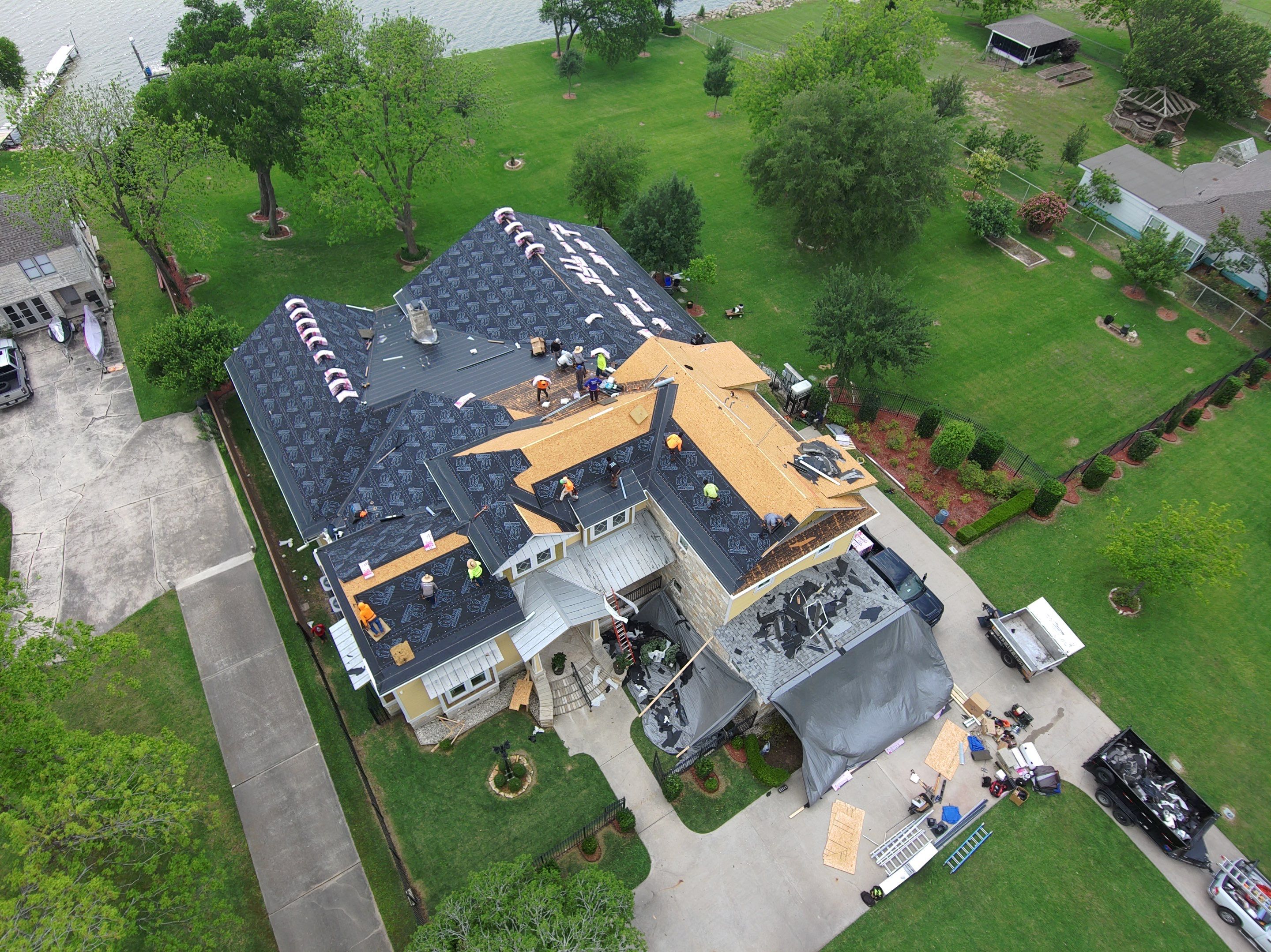 Residential Roofing Installation using Owen's Corning Duration (Lifetime) Shingles by Roof Repair Company