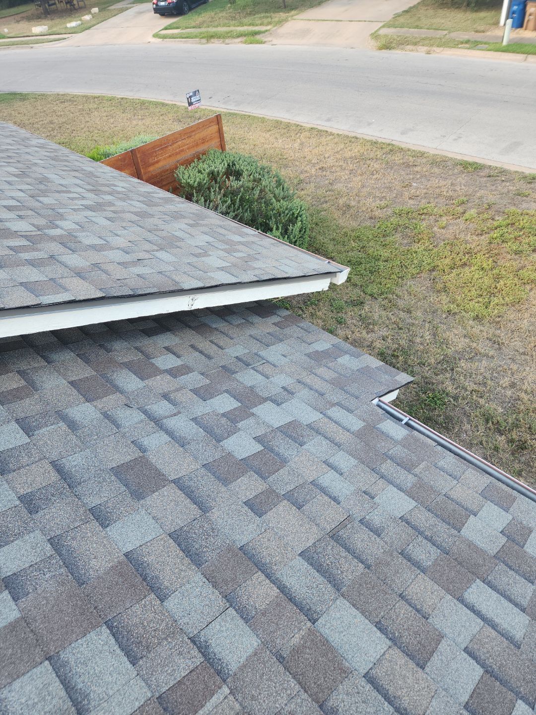 Driftwood - Owens Corning TruDefinition Duration by RoofsOnly.com