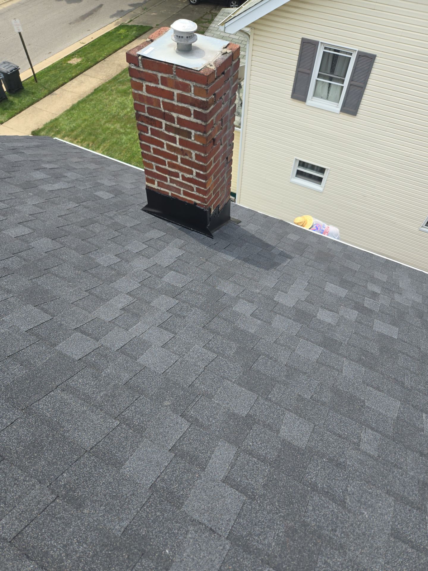 Atlas Pinnacle, Color, Black Shadow, Drip Edge, Black by Eagle Eye Roofing
