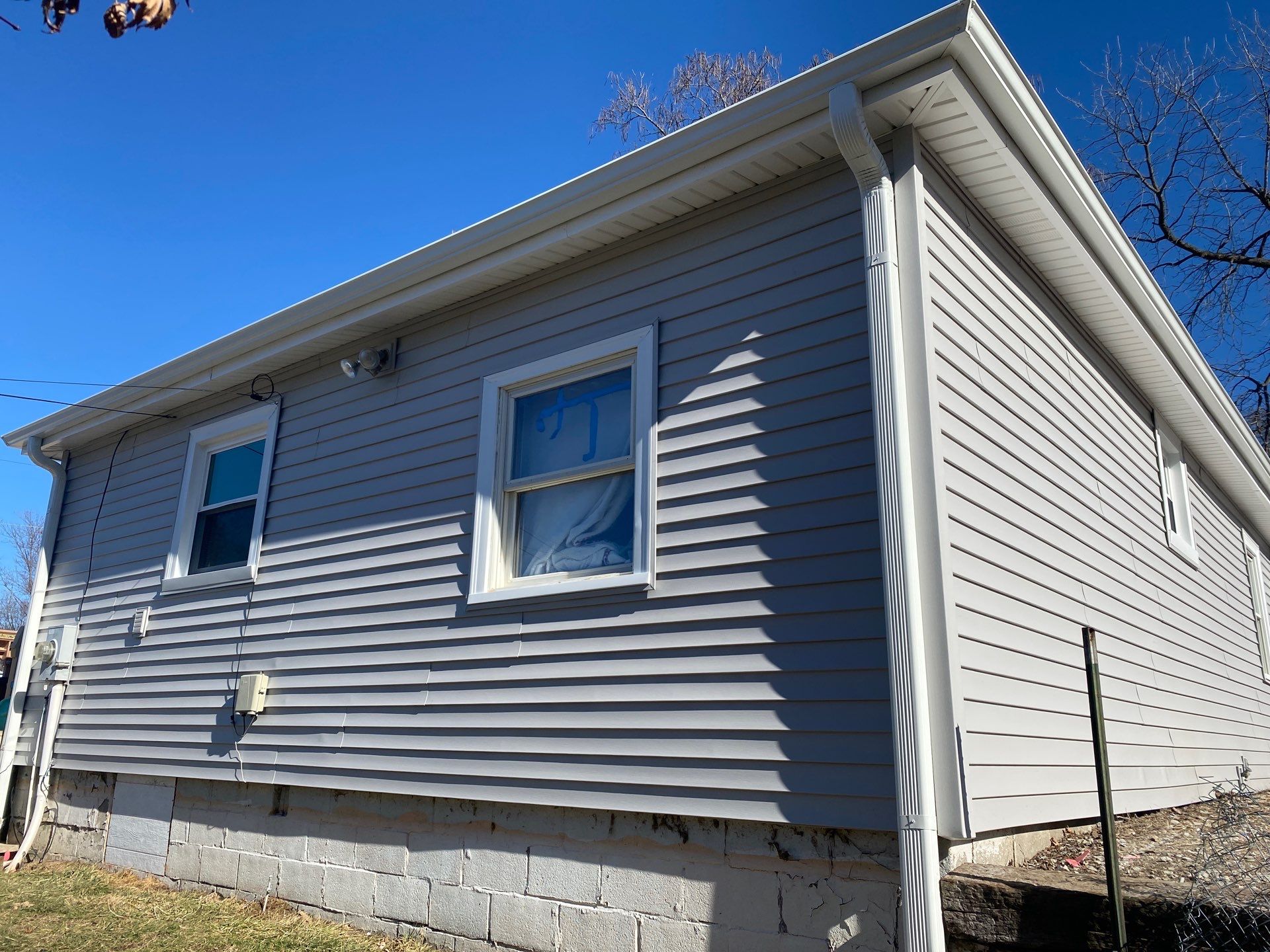 Siding Installation using Exterior Portfolio Vinyl Siding by EEC Windows, Siding & Roofing