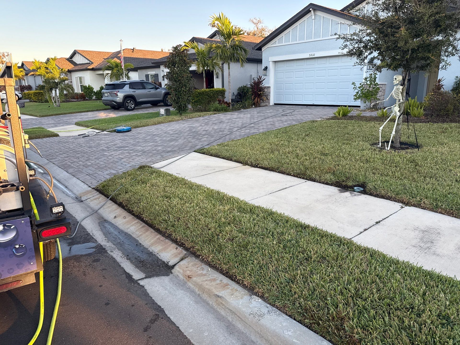 Paver Driveway Cleaning & Sidewalks in Trevesta Palmetto FL by Sunshine AquaWash
