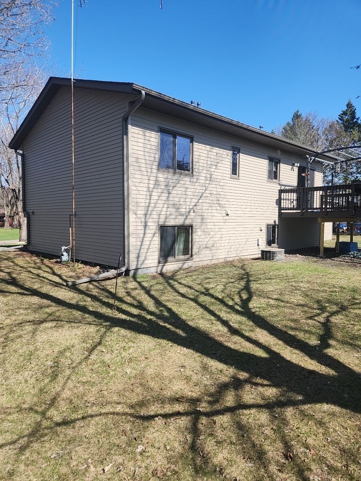 5" Gutters in Sauk Rapids by Next Level Seamless Gutters / Exteriors Inc.