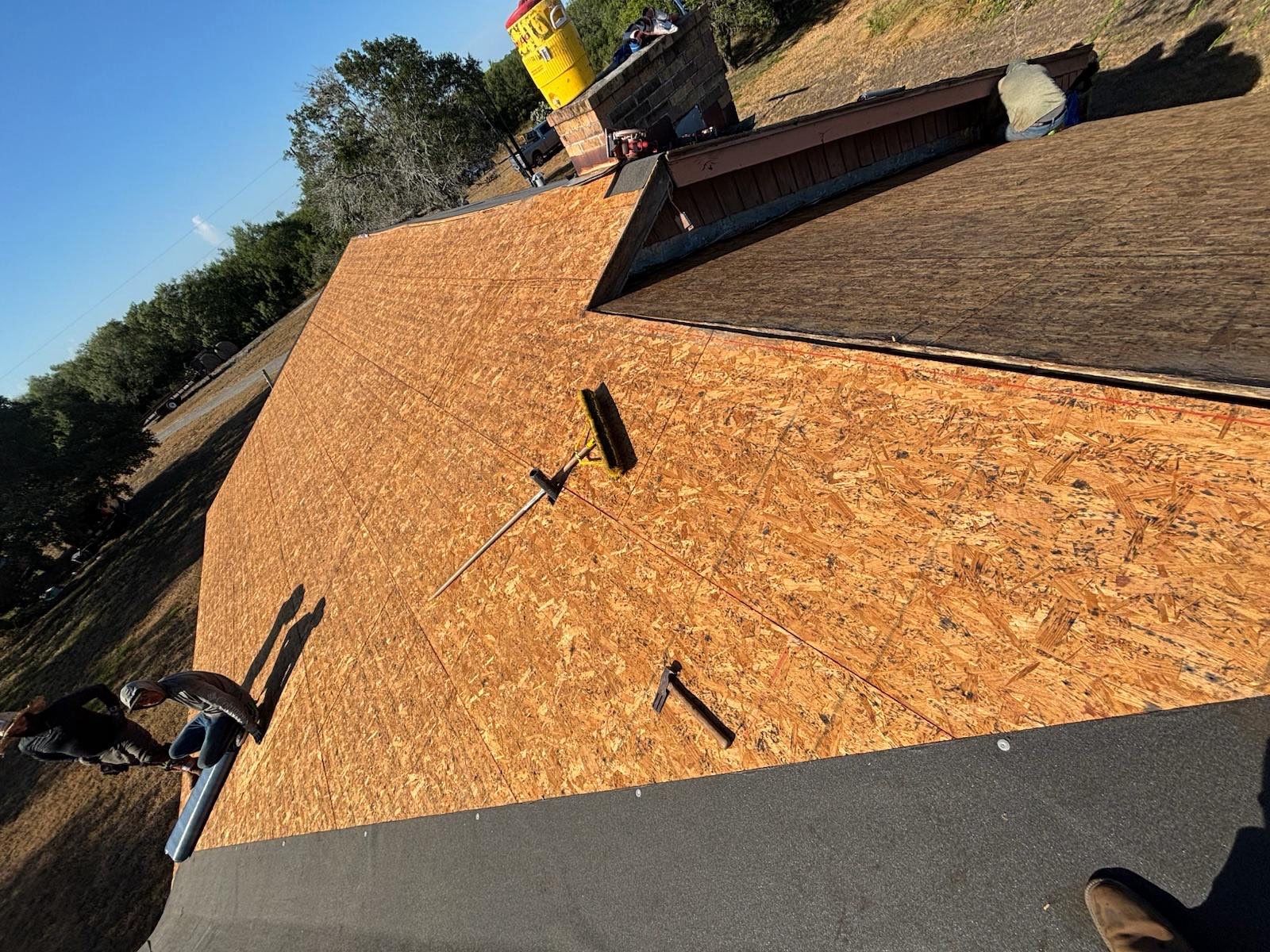 Country Roofing by Bayfront Roofing and Construction