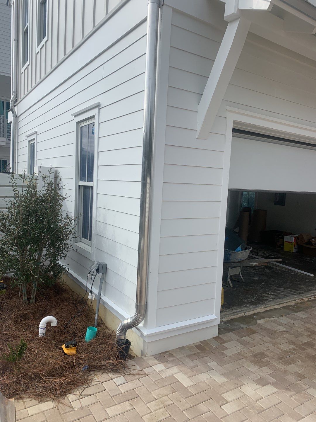 Half-Round Gutters for Santa Rosa Beach Homes by Gutter Professors