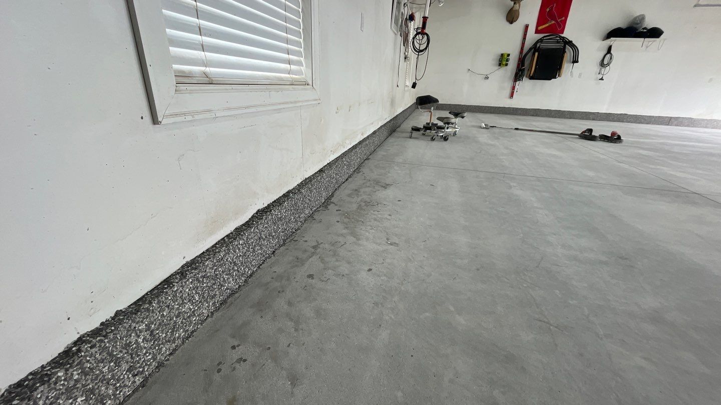 Garage using Silver Creek by Select Painting, Coatings & Garage Cabinets