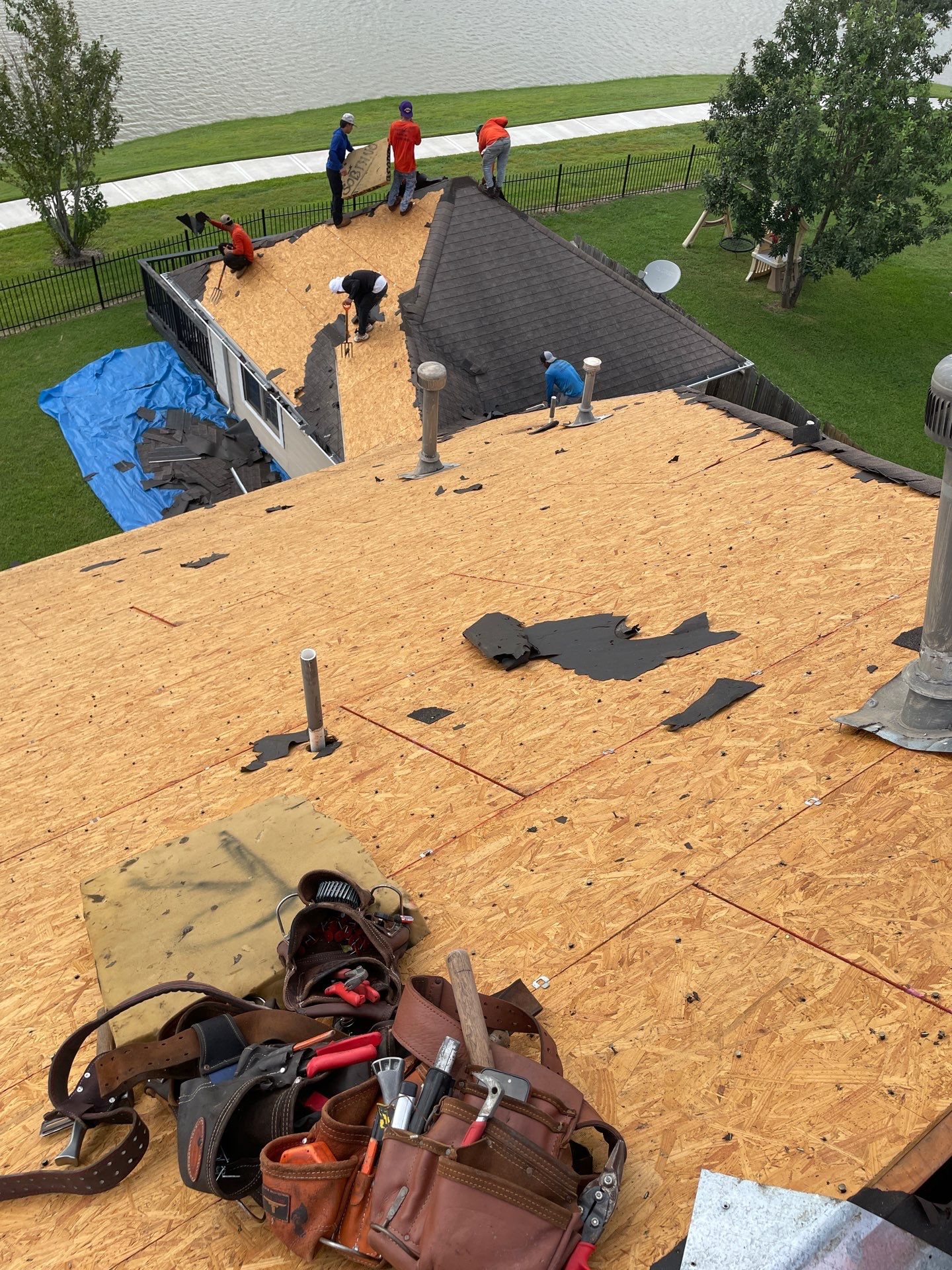Residential Roofing Installation using Owen's Corning Duration (Lifetime) Shingles by Roof Repair Company